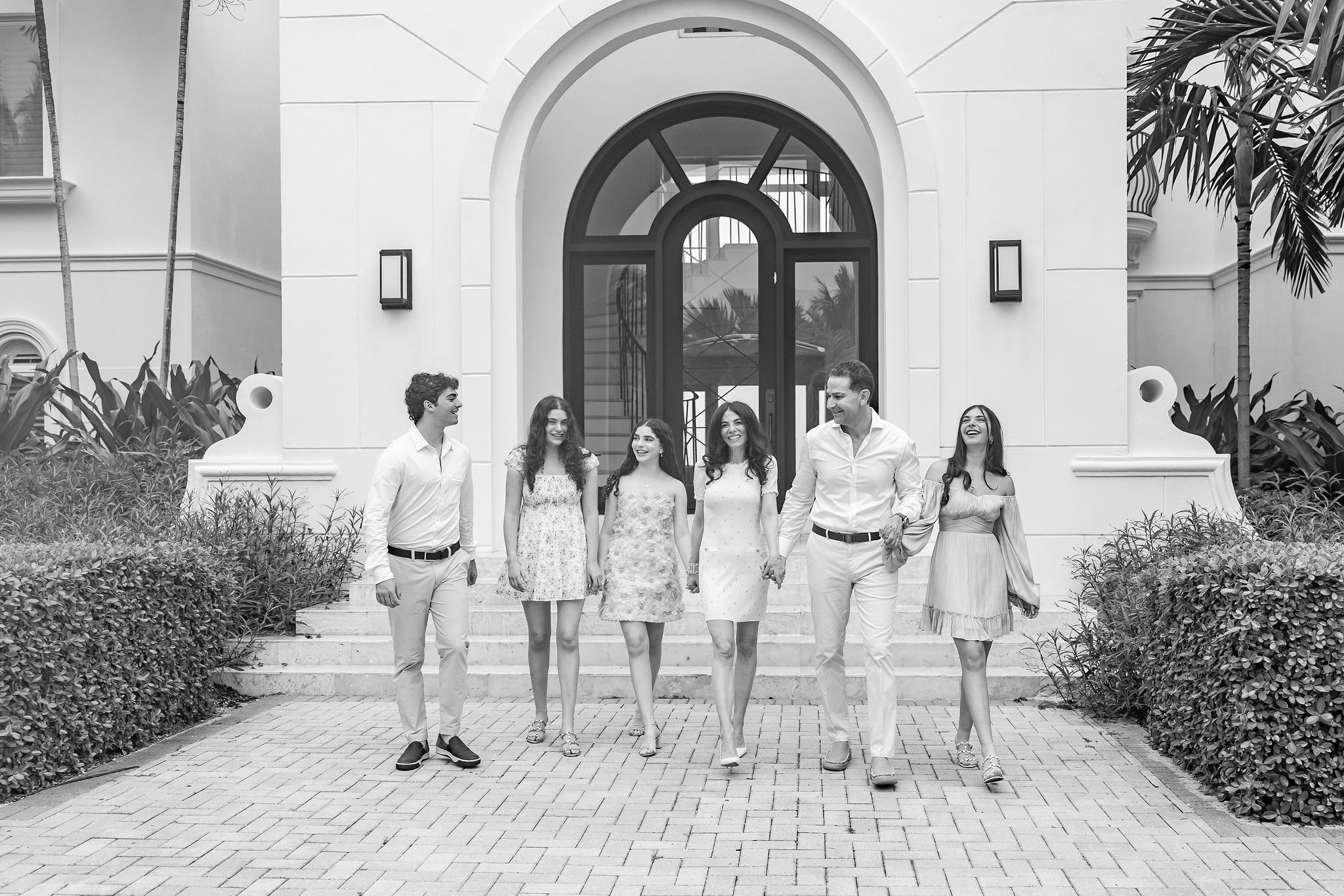 CopyrightChristinaYsaguirrePhotography2024-NassauBahamasPhotographer-Lucy-96.jpg