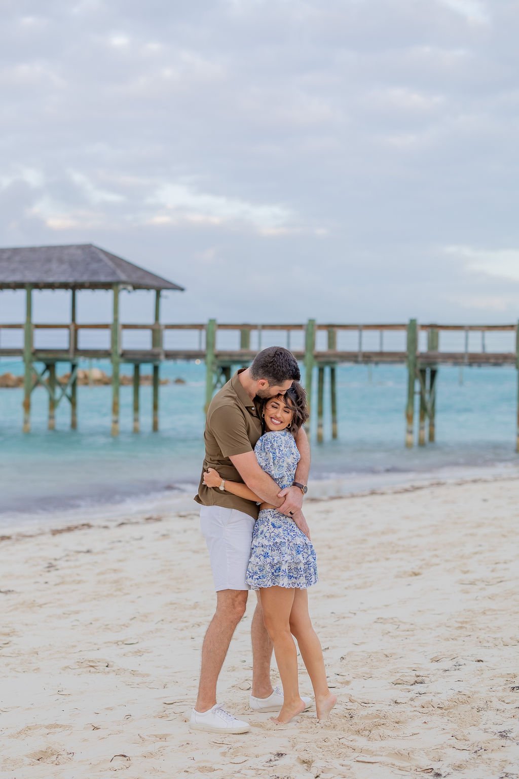 CopyrightChristinaYsaguirrePhotography2023-M+JSessionBahaMar-8.jpg