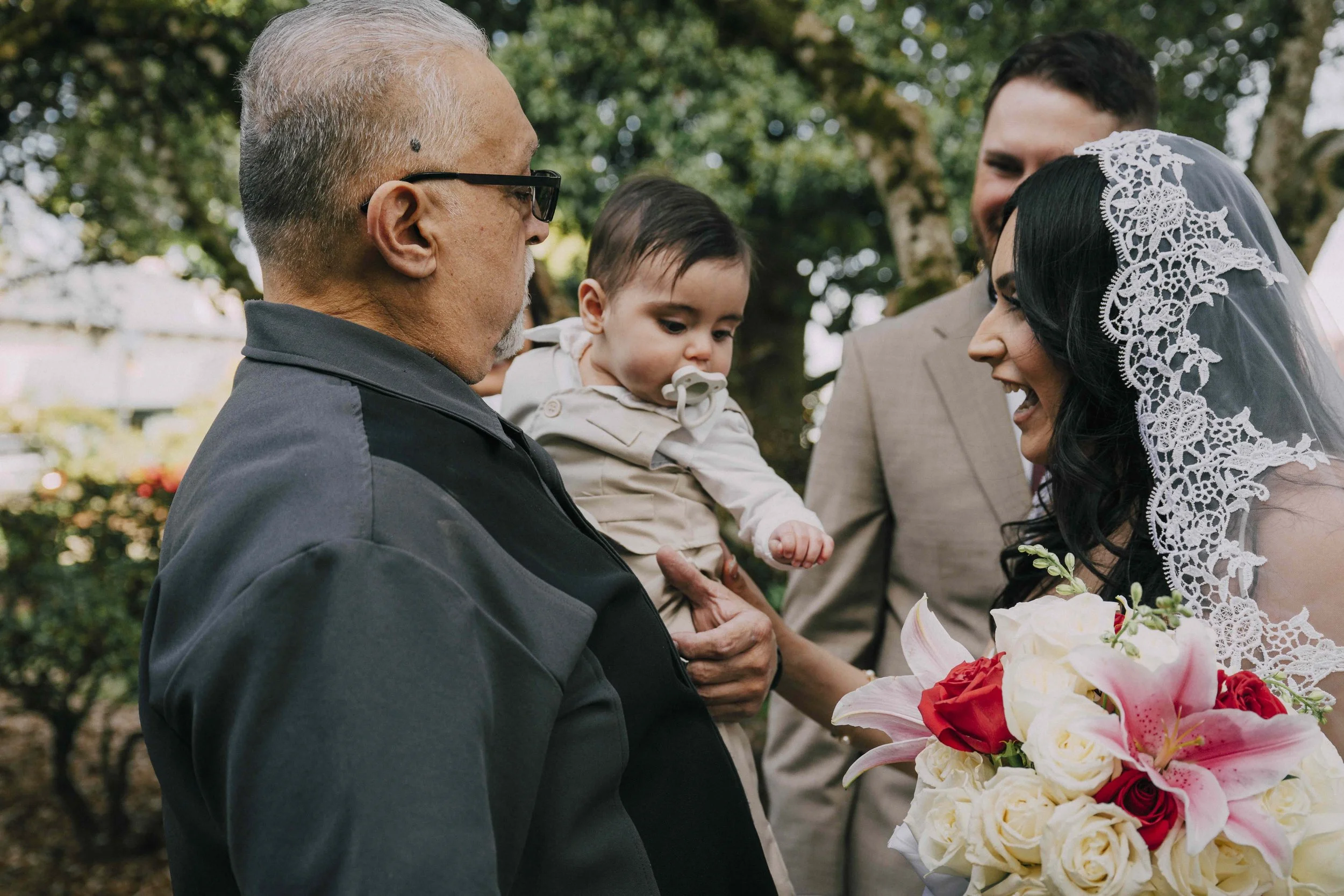elopement photography portland bride father courthouse