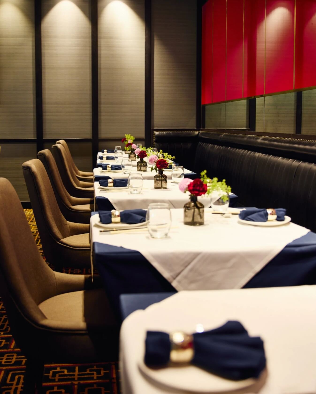 🎄✨ Any plans for the company&rsquo;s Christmas gathering or annual party?

Make this year&rsquo;s celebration unforgettable at Royal China &mdash; where you can simply enjoy the festive moment with exquisite dishes and a warm, elegant atmosphere. 🍾