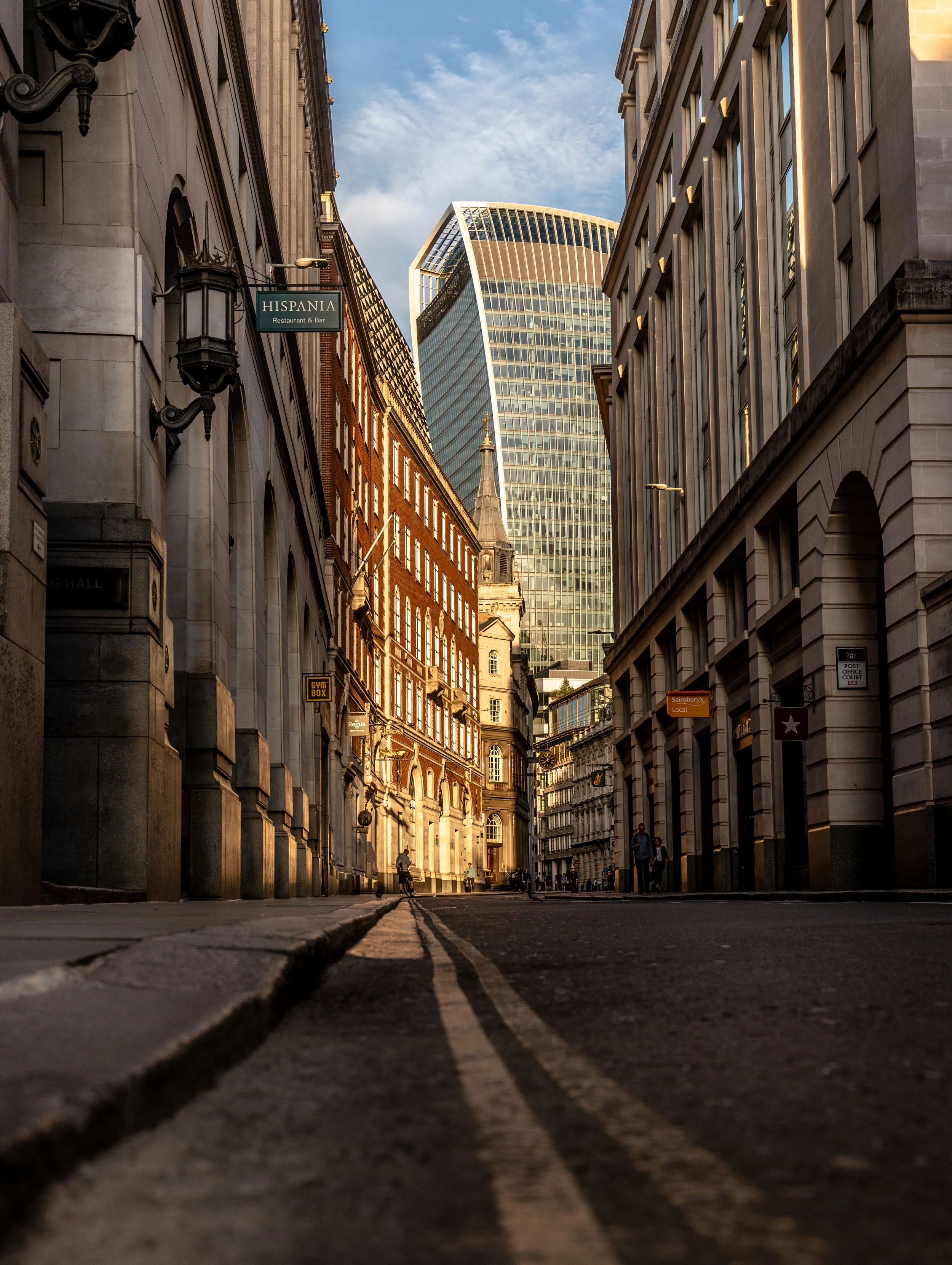 London Banks Station