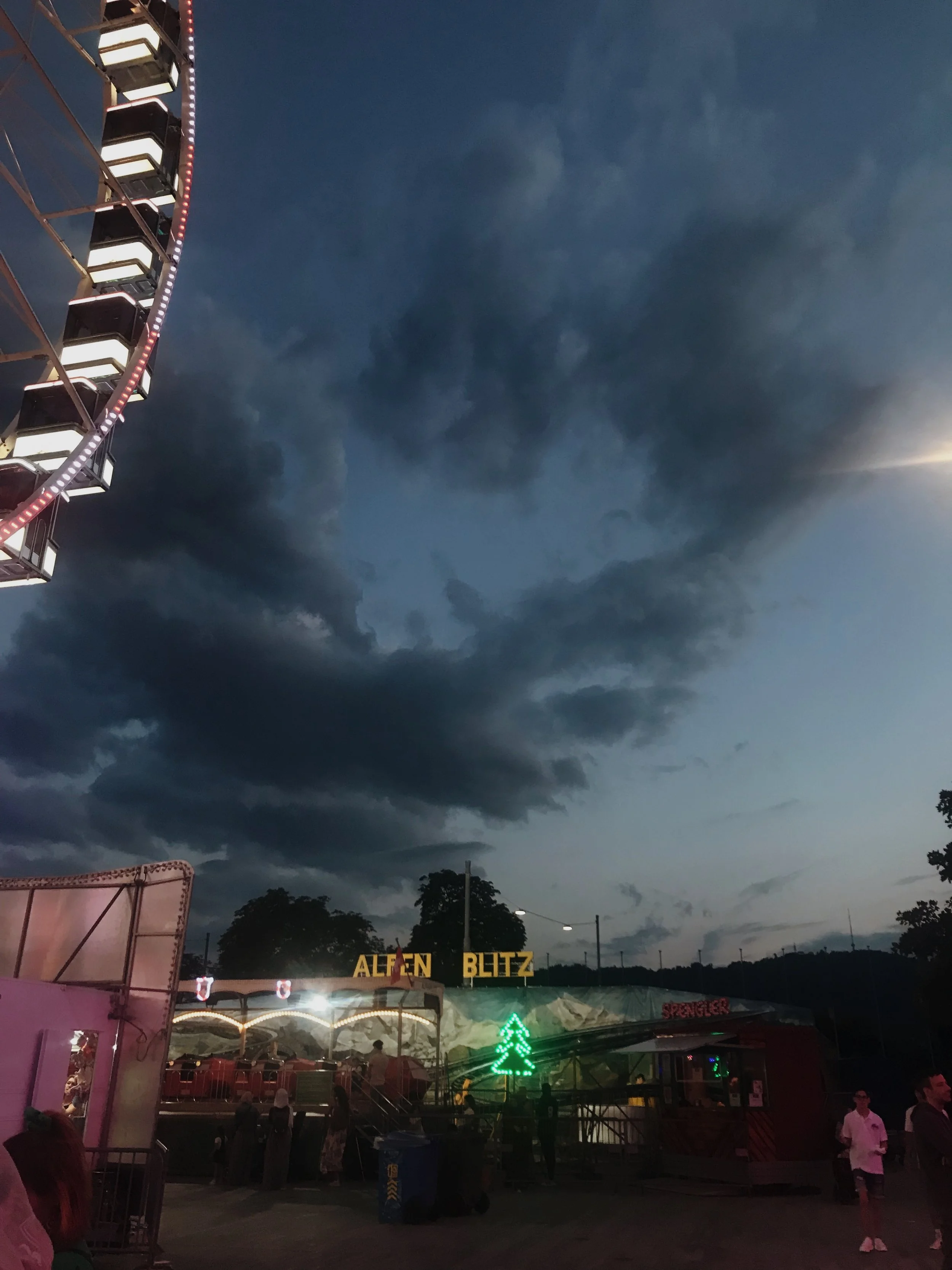 86F078B5-2352-4E65-9DD5-075A6E2255F5 copy.jpg