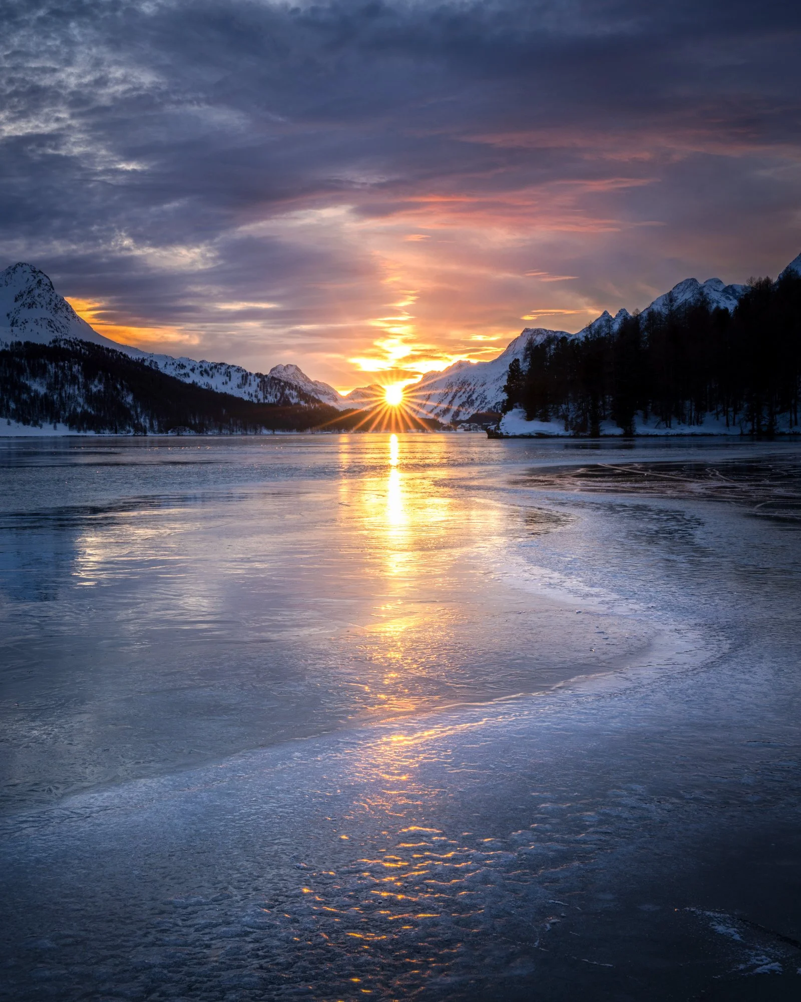 Silsersee_Schwarzeis_Sonnenuntergang