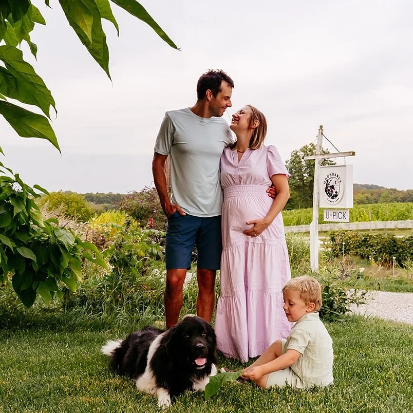 Sending out a big thank you &amp; lots of gratitude into the universe today 🤍

We started Moondance with a simple dream: to grow something beautiful &amp; share it with our community. Each flower subscription purchase, workshop ticket &amp; kind wor