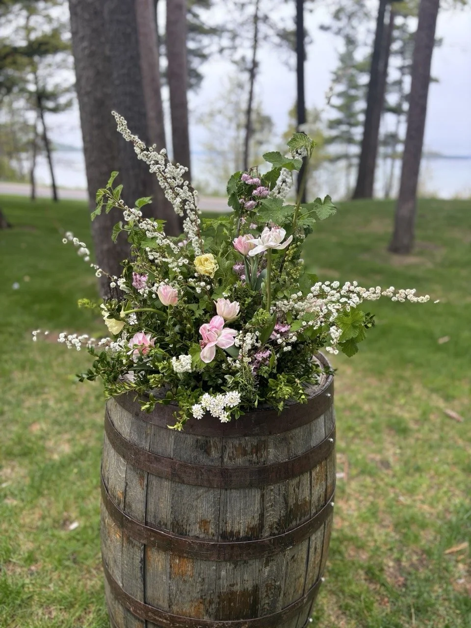 pastel-wedding-wine-barrel-topper.jpg