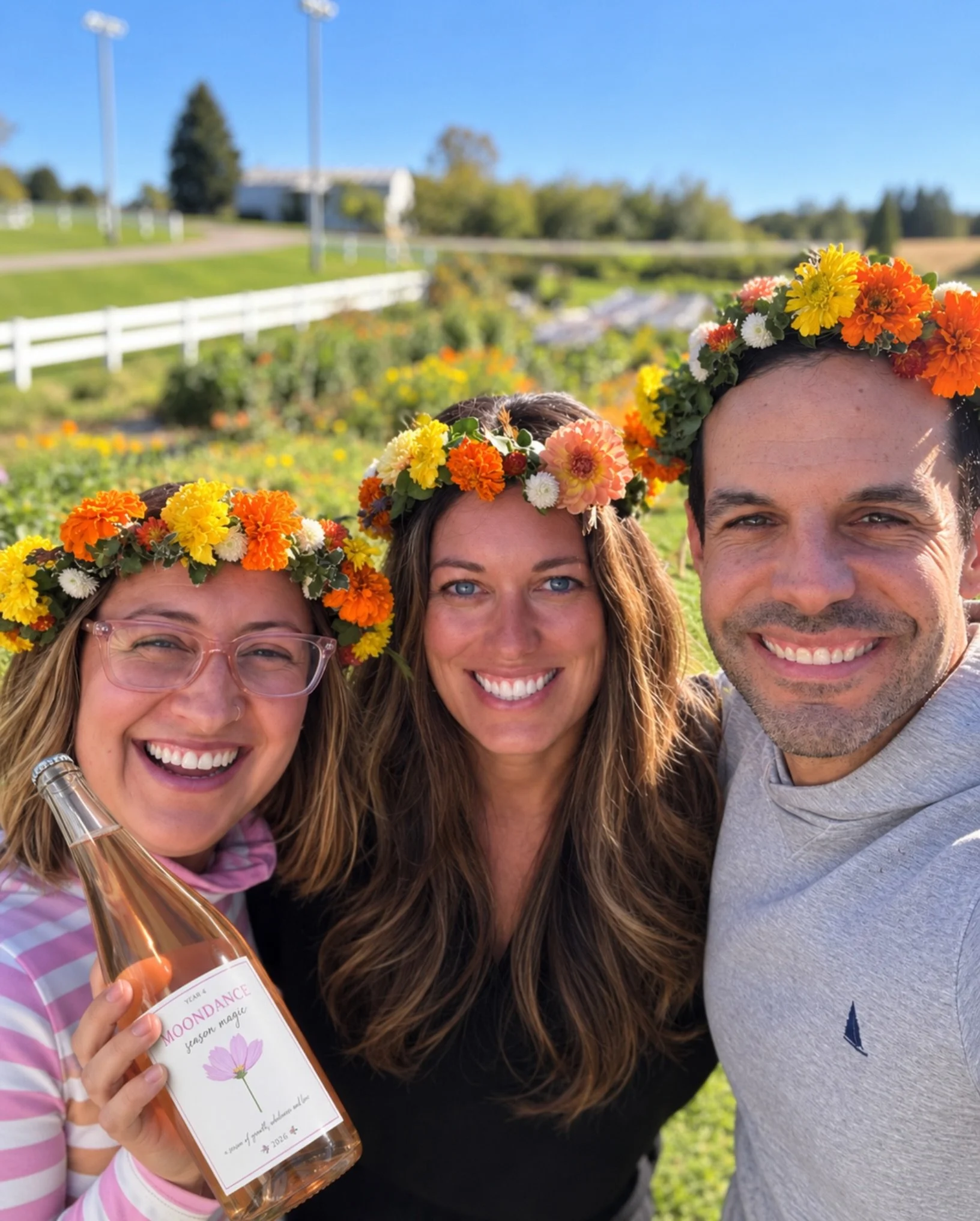 We ended our final wedding of the year with flower crowns, a little bubbly &amp; a whole lot to celebrate. 🌼

Another season of growing with intention, creating wedding flowers that felt entirely their own, and sharing more of Moondance with our cou