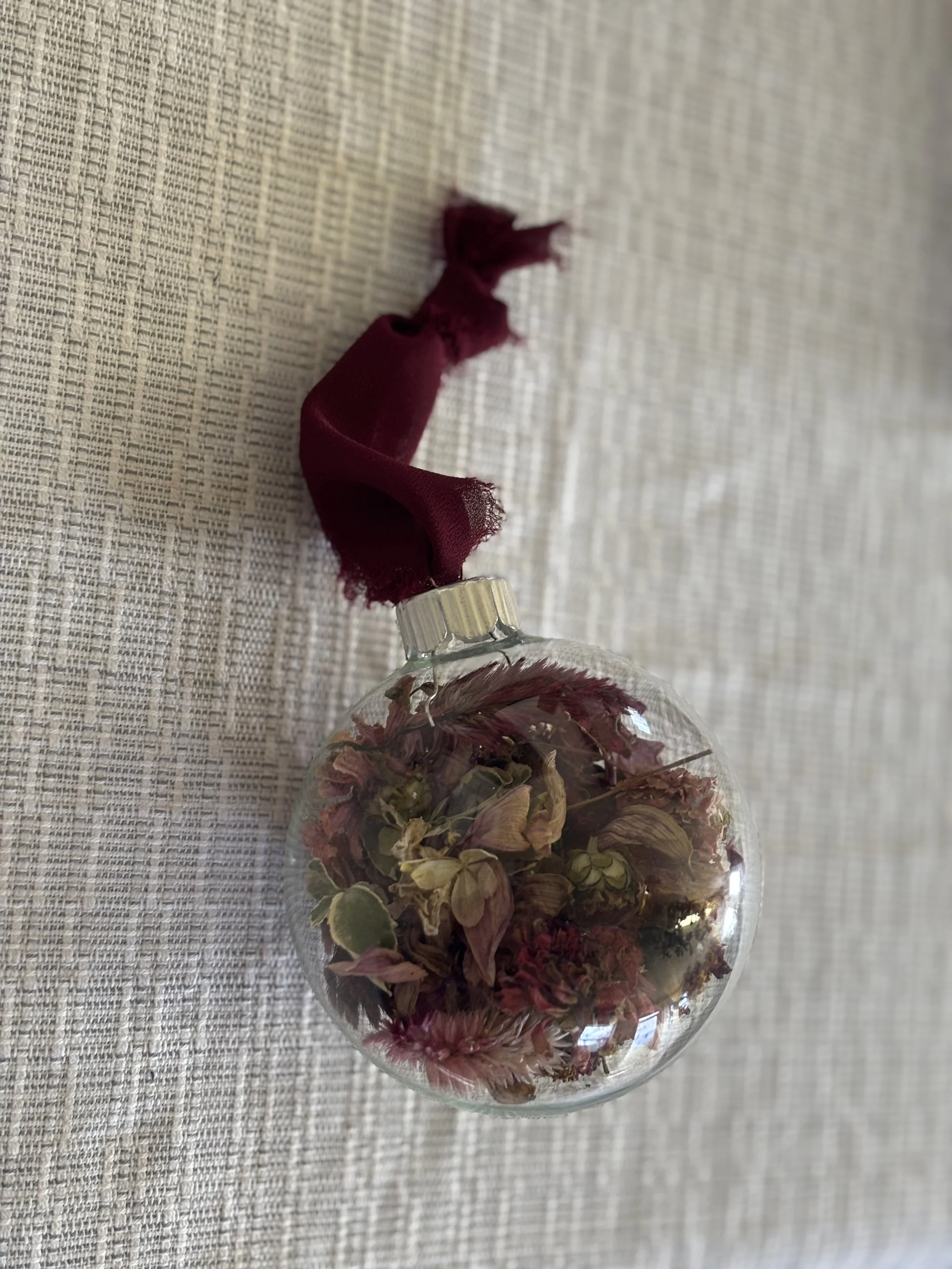 Ball ornament2.jpg