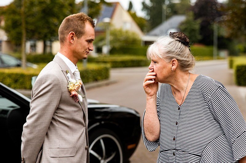 Het is natuurlijk &eacute;&eacute;n ding wanneer je elkaar goedkeurt, maar die moeders&hellip;

Gelukkig zien jullie op de laatste foto hoe mooi mama&amp;mama ze vonden. 😏🥰