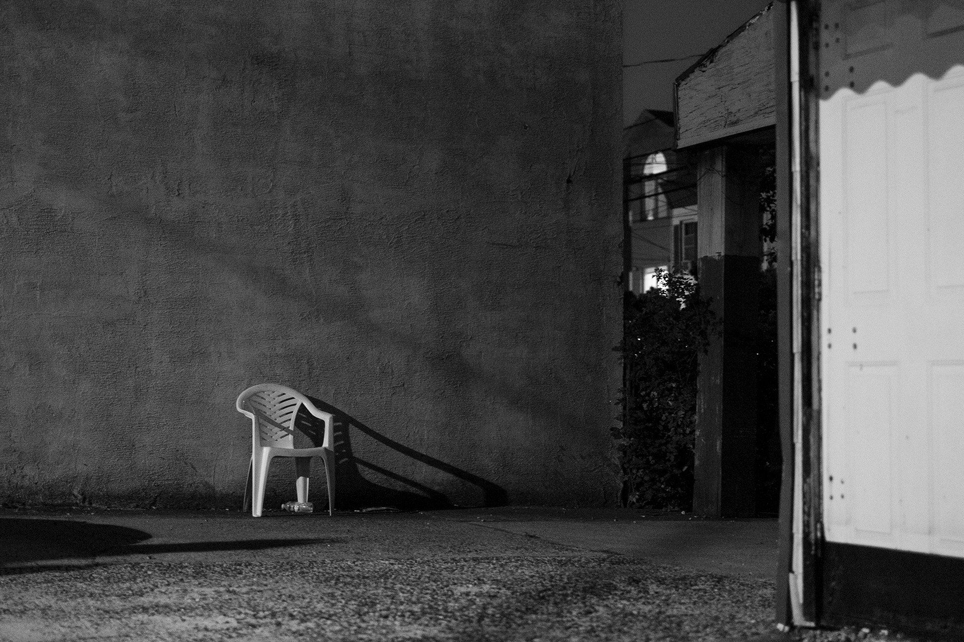 chair-on-jfk-blvd.jpg