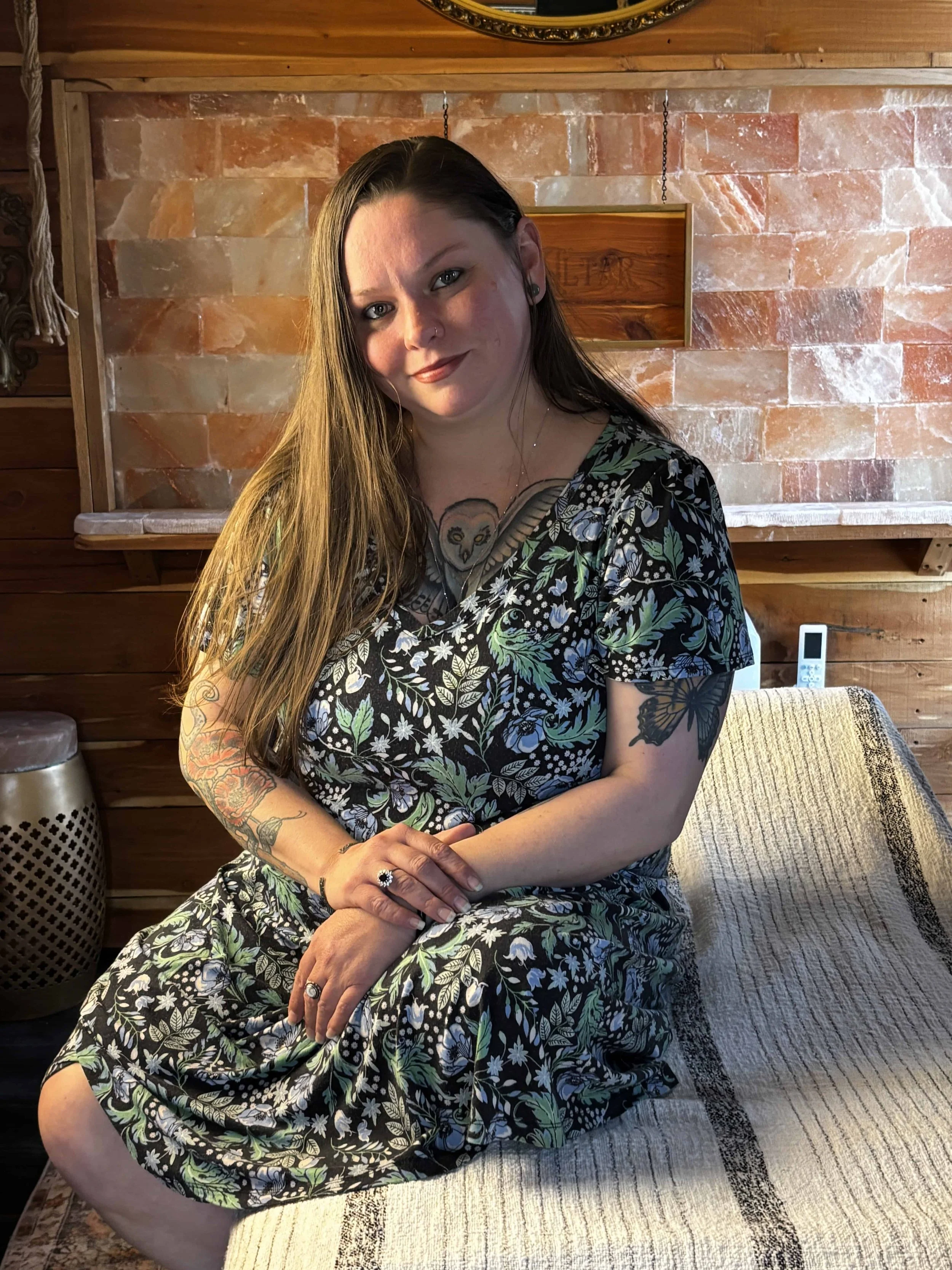 Reiki in Red River Gorge: A Relaxing Wellness Experience at The Hive