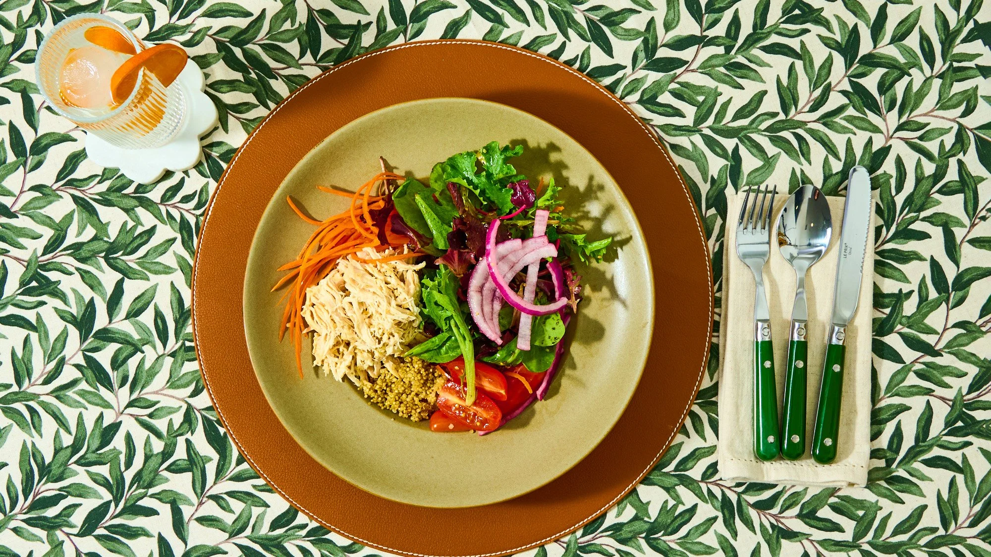 Bowl Goals! Fresh Chicken Quinoa Buddha Bowl You’ll Love