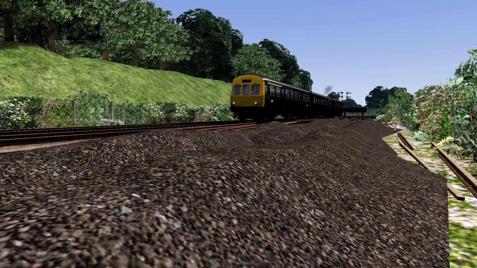 one of the CFR Class 101 in the 1970's heading up the "Slow" lines Note the removal of the Old Fast lines that was rerouted several years ago to take a more direct route up Grace Diue