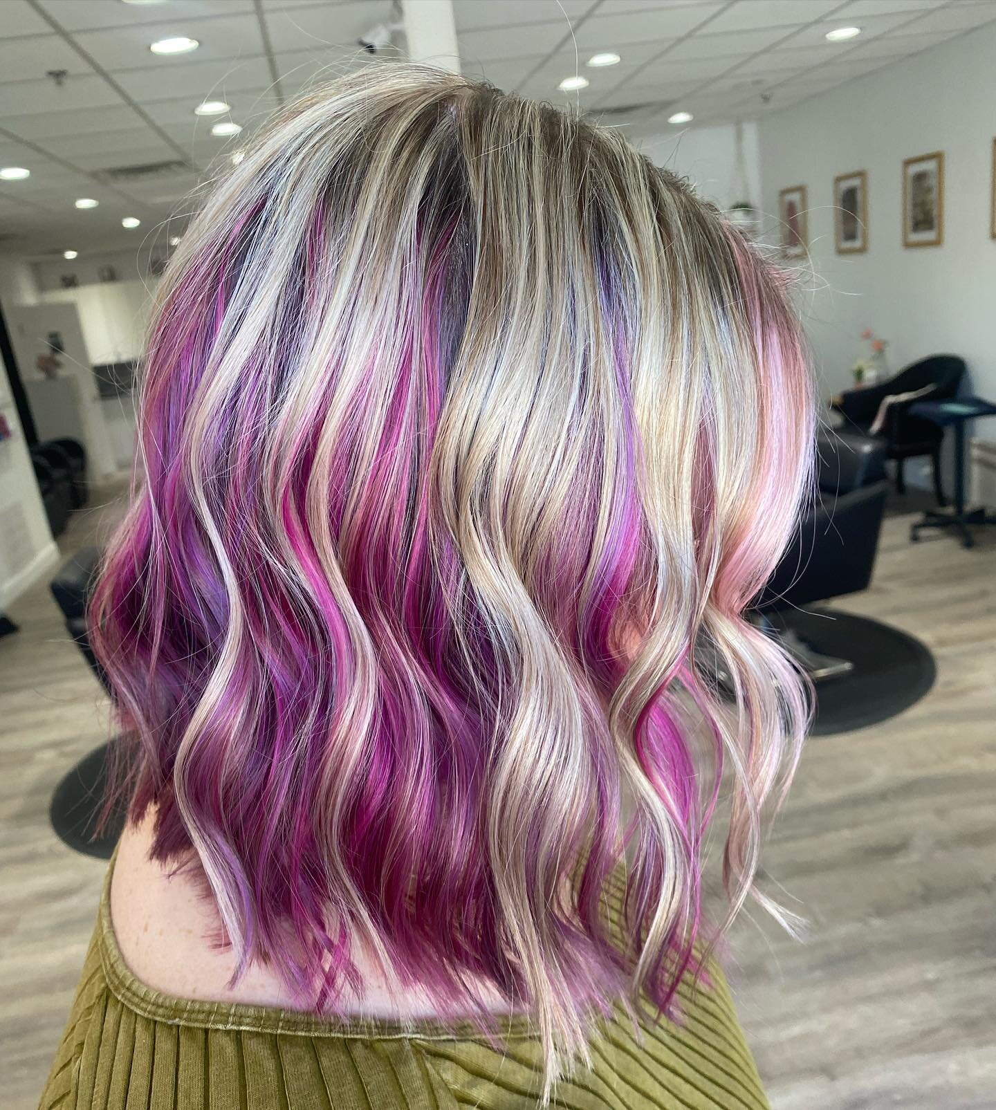 Unicorn hair 🦄

Hair by&bull;&bull;&bull;&bull;&gt; @hairbycourtney.klocek 
.
.
.
.
.
.
.
.
.
.
.
#pulpriot #fashioncolor #pinkpurplehair #olaplex #nhhairstylist #hairhavennh #bestofbalayage #nhsalon #nhhair #livingproofe #designme #wella #milkshake
