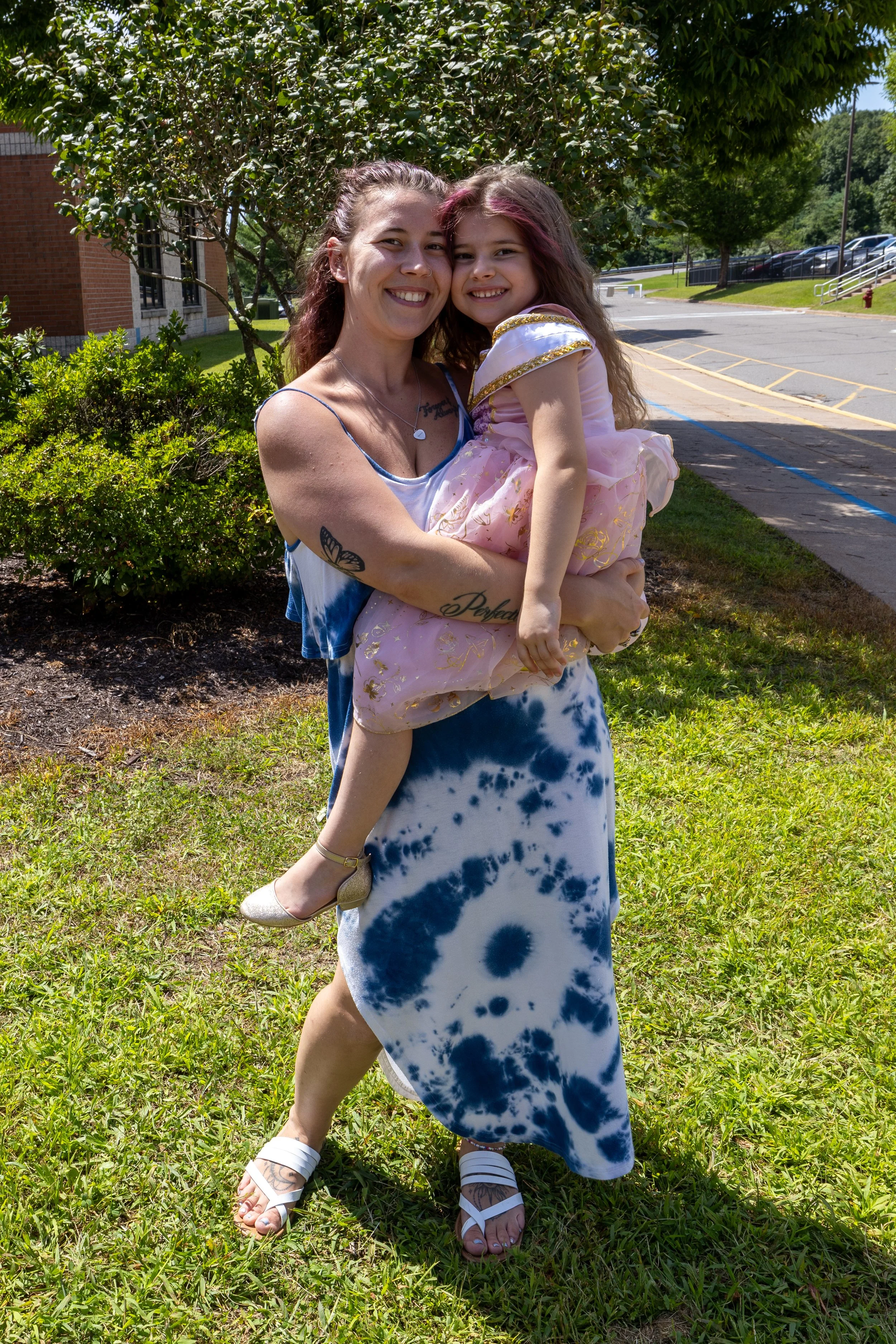 Reighna Kindergarten Graduation Photoshoot - New Batch November-22-2025 (35 of 42).JPG