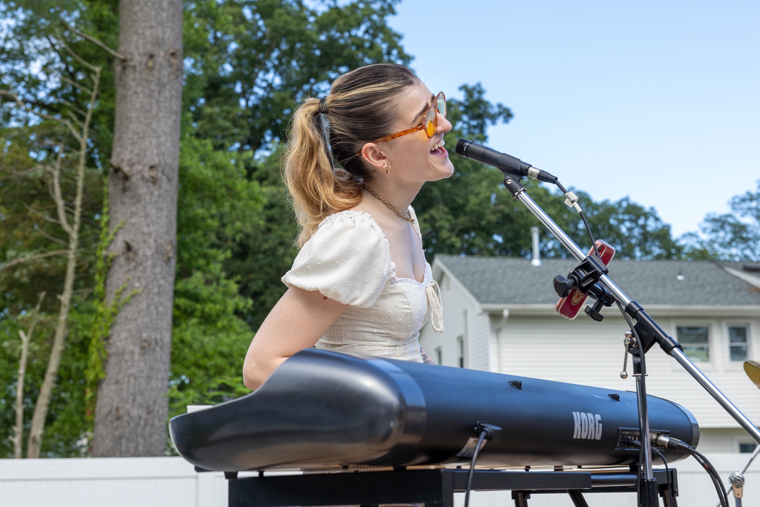 Surfing For Daisy - East 7th Arts Festival - 06-25-2023 @HoneyBriPhotos-15.jpg