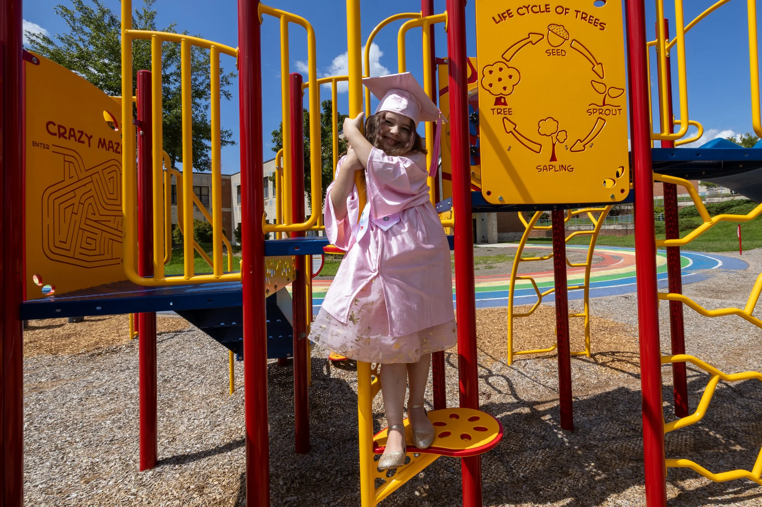 Reighna Kindergarten Graduation Photoshoot - New Batch November-22-2025 (8 of 42).JPG