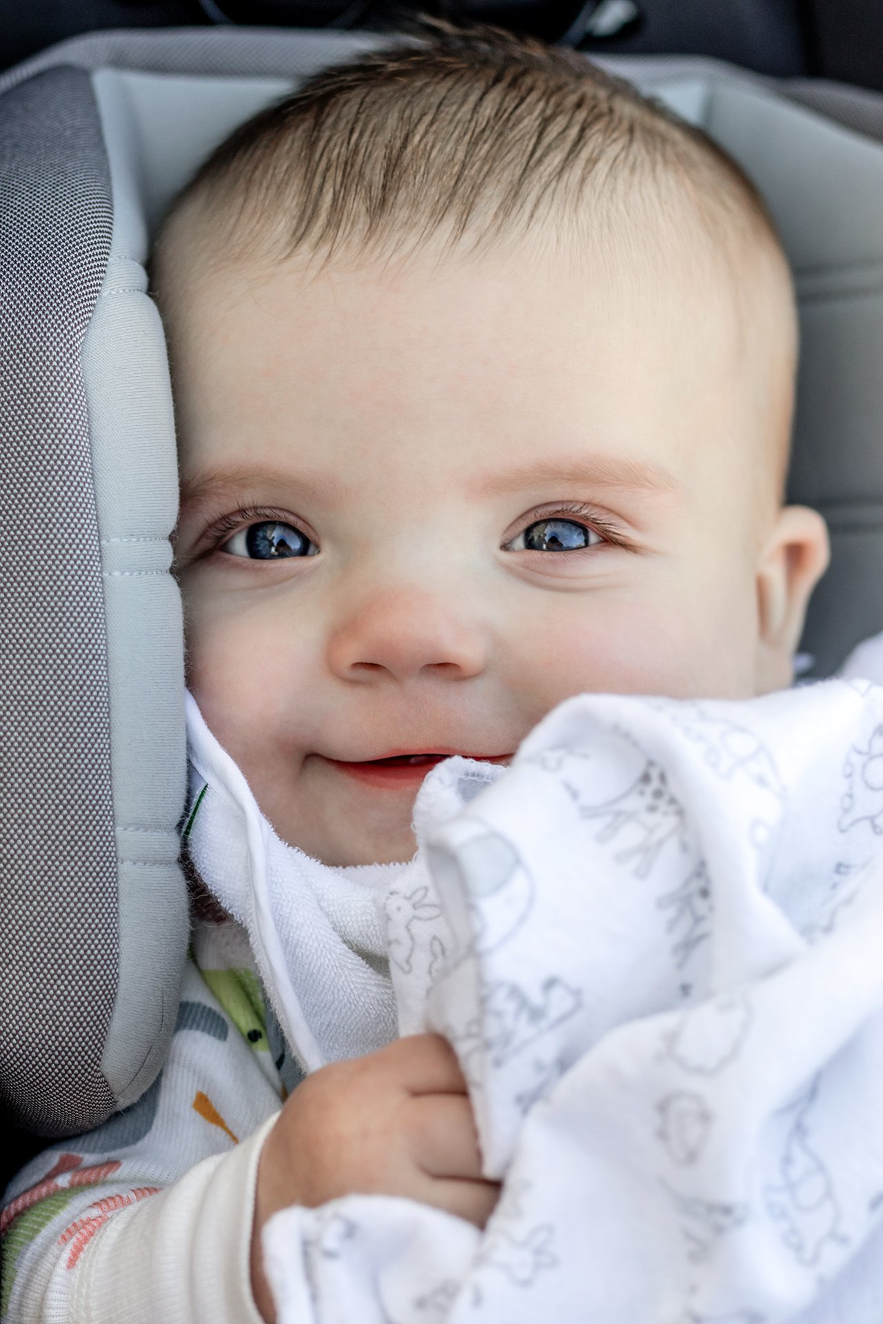Isabelle5mo_4website.jpg