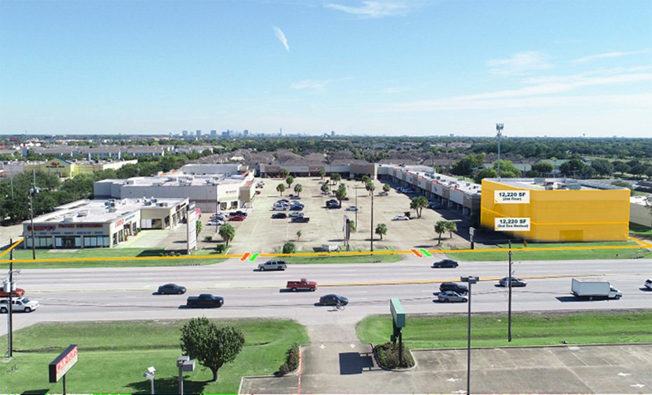 West Oaks Plaza - 2703 S Hwy 6
