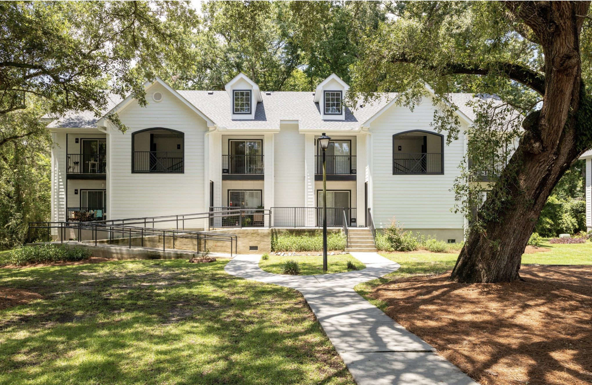 Magnolia 61  Charleston, SC 