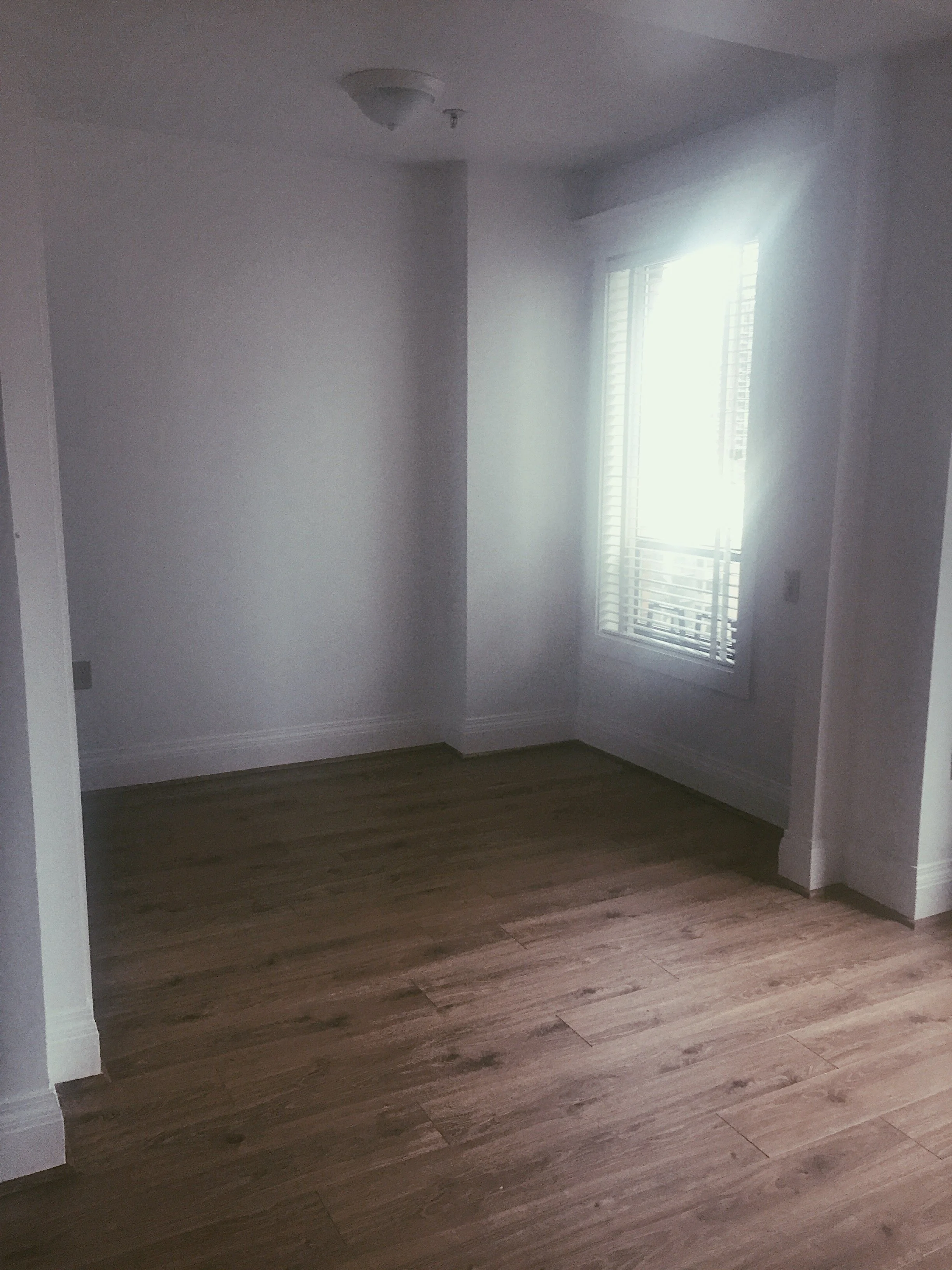 studio-apartment-home-office-before