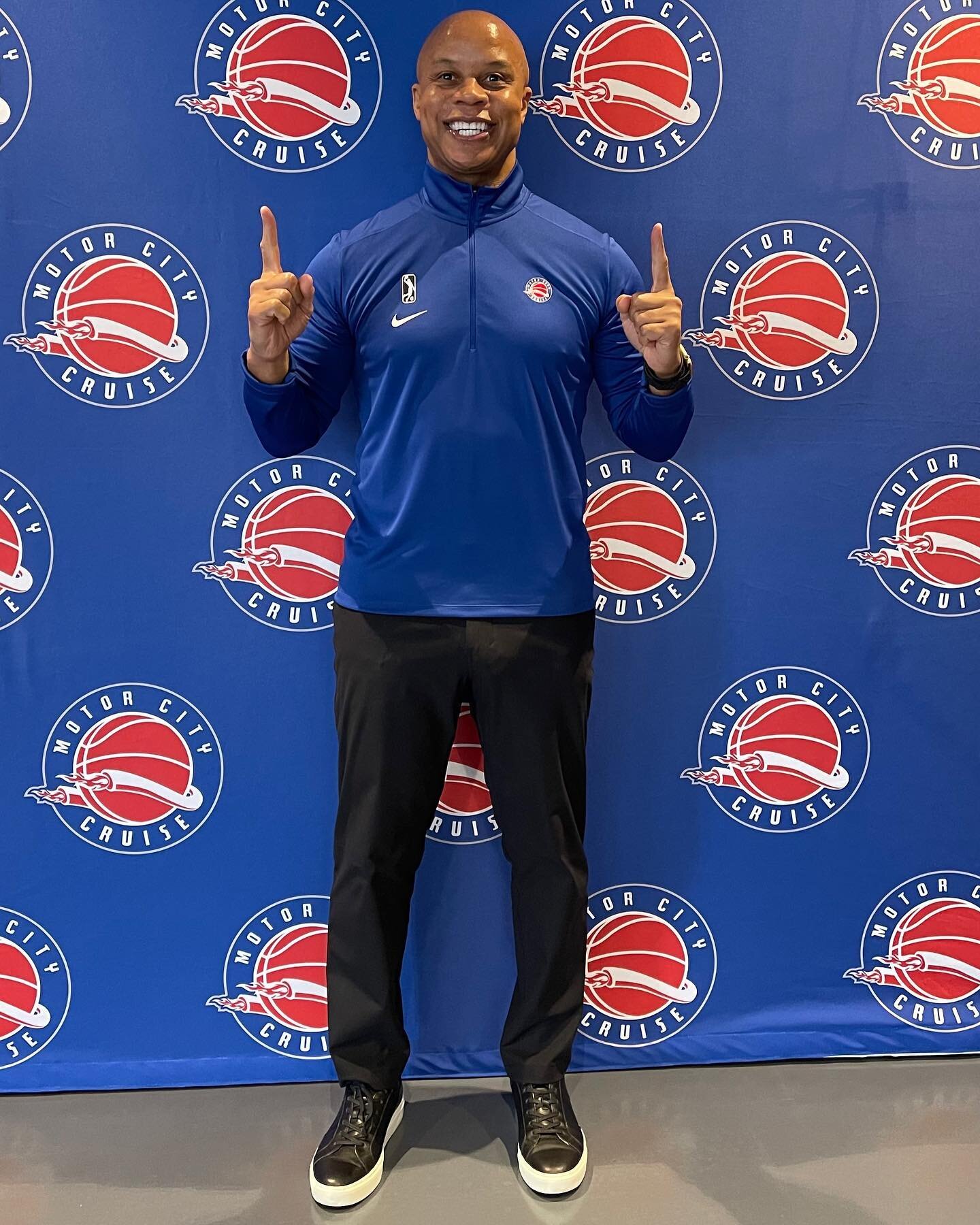 Our Inaugural Draft for @motorcitycruise today was Successful! Phenomenal experience with an Amazing staff! Tickets on sale now! Home Opener 11/11/21 (save the date)!
#StartYourEngines 
#WeHustleDifferent
🙏🏽 🎉 👏🏽 💯 🙌🏽 🏀