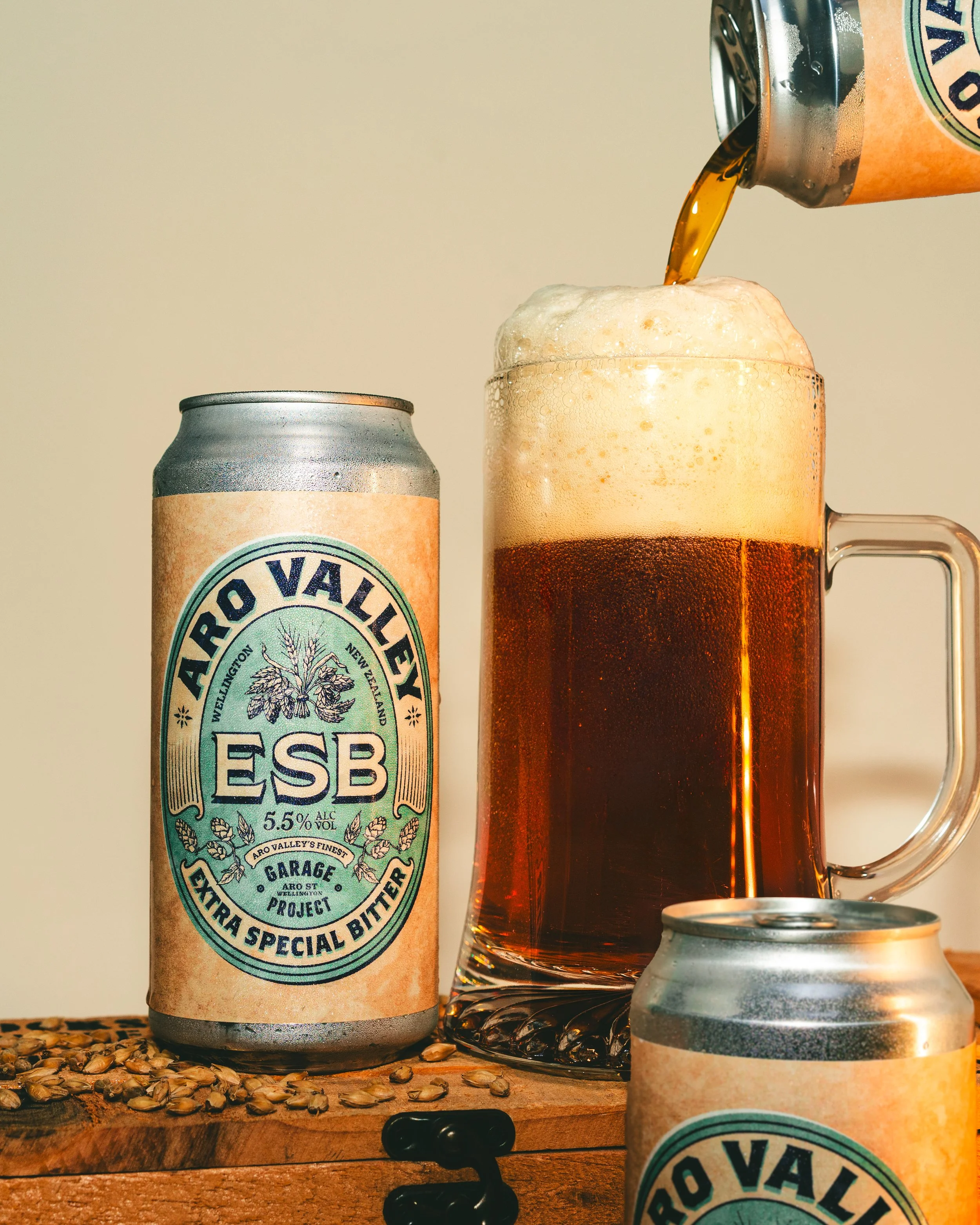 Aro-Valley-ESB_Pour-1.jpg