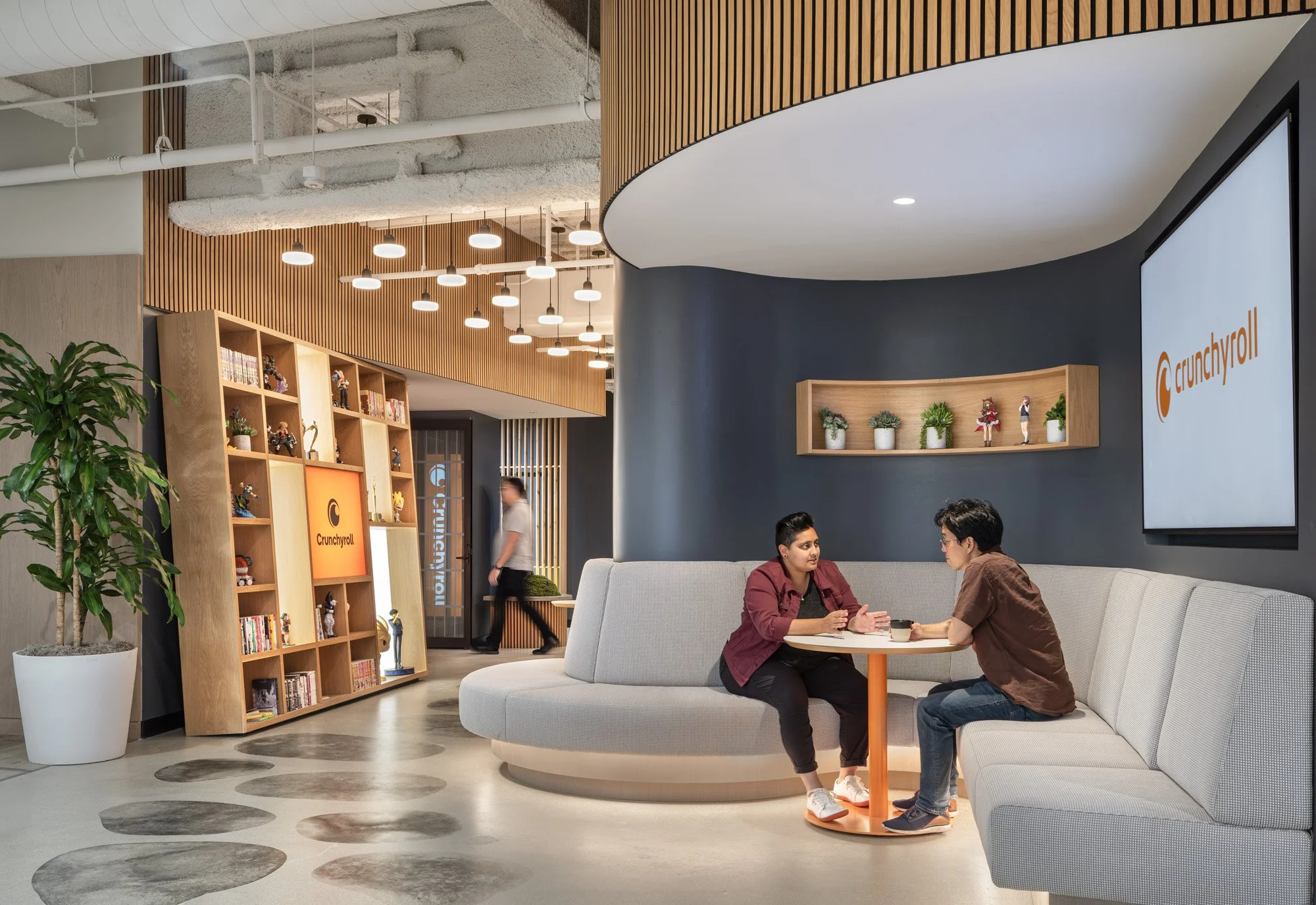 Crunchyroll Office - RIOS