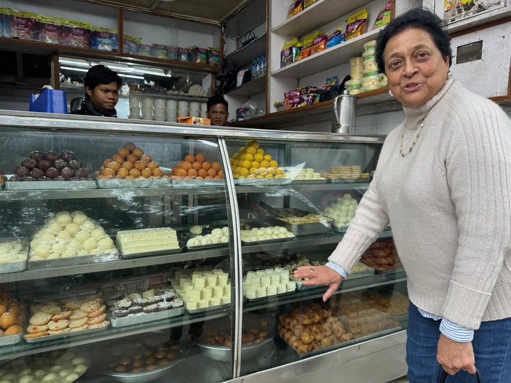 Anita bought a zillion treats at this dairy shop