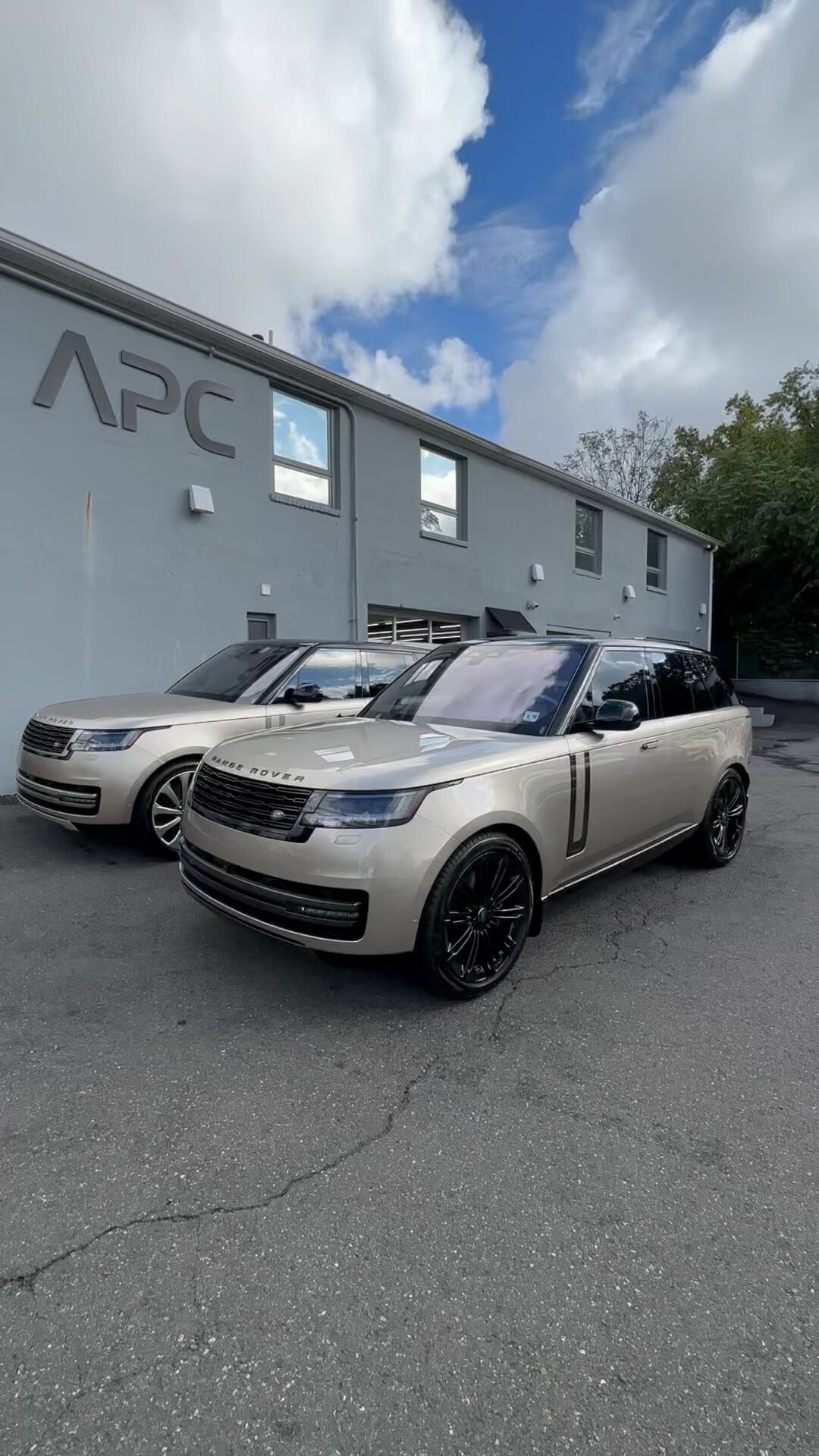 Auto Polishing Center