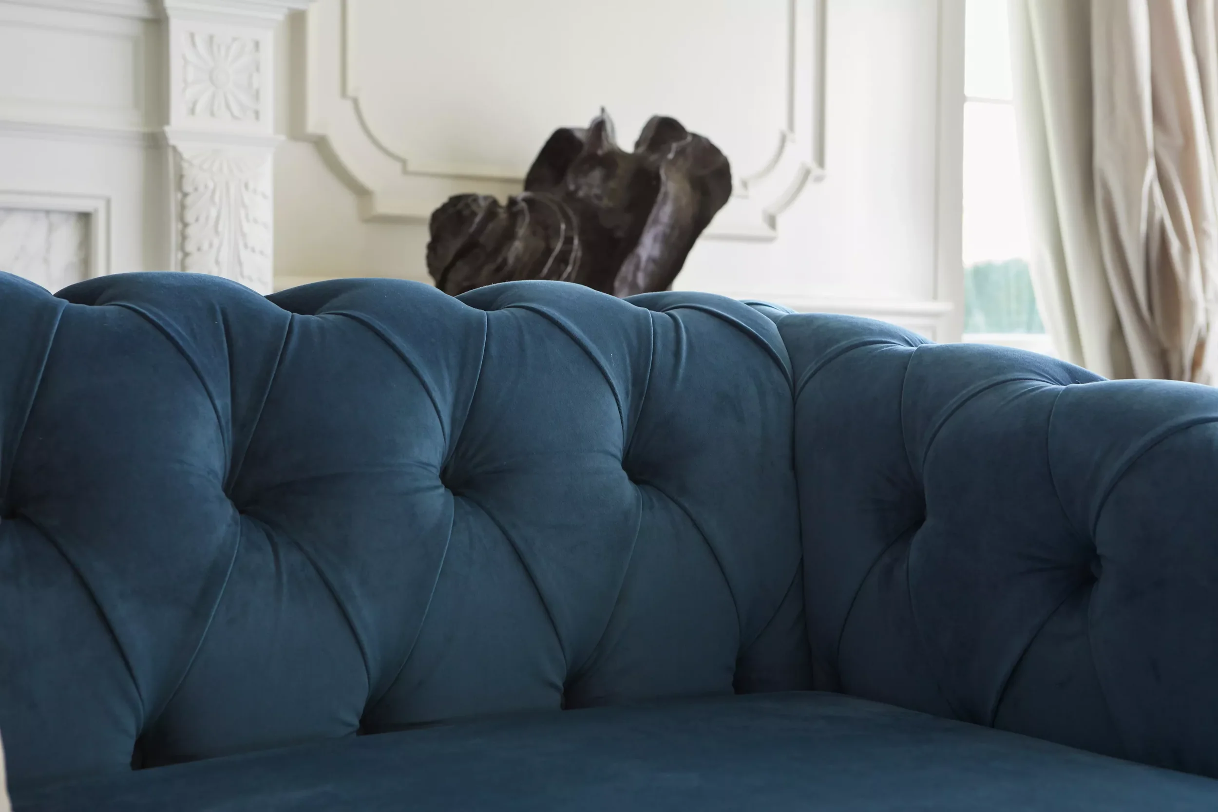Warwick-fabrics-plush-couch-details.webp