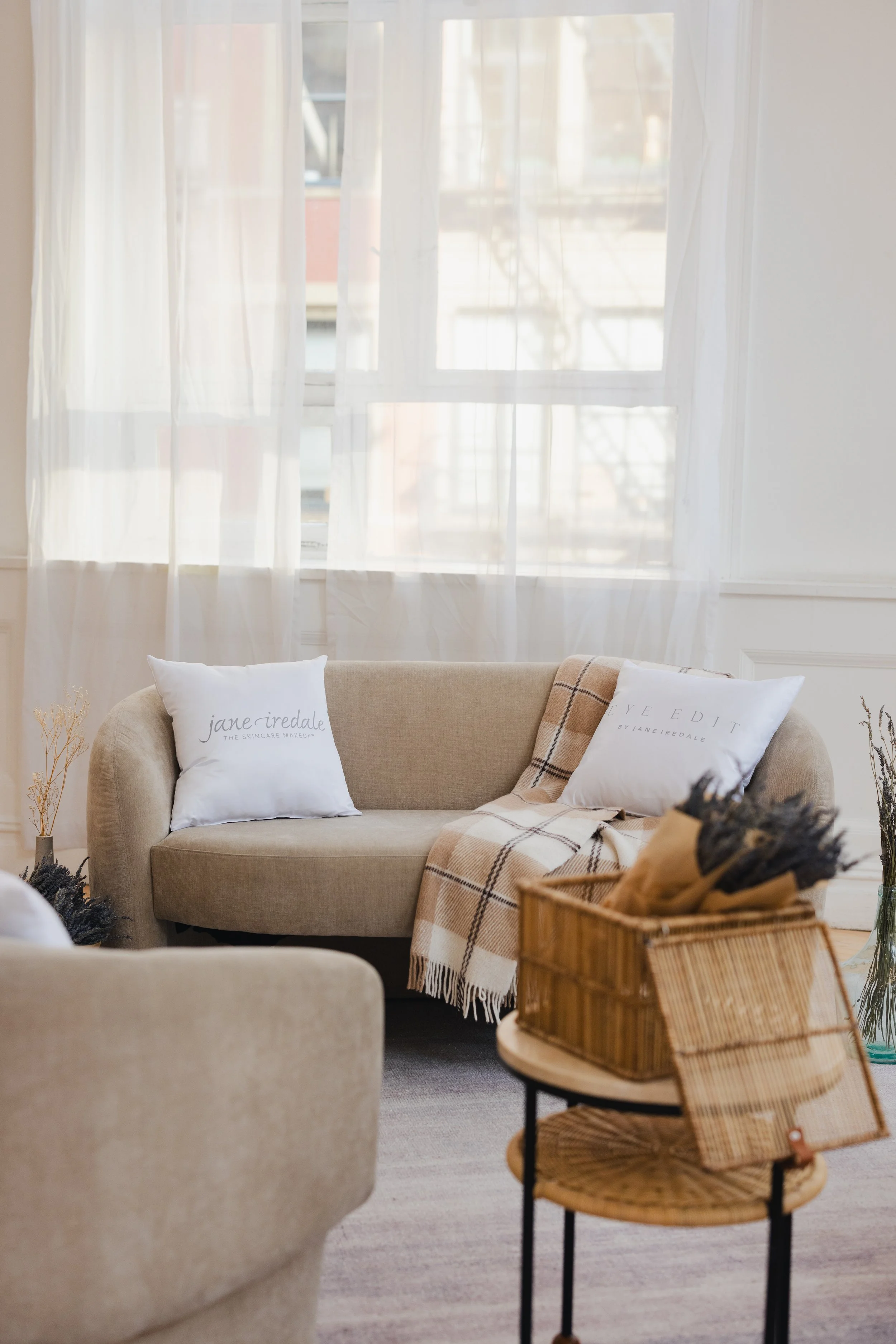 JaneIredale-ForbesFunction-BrandEvent-InfluencerEvent-AbigailFenton-NYCPhotographer (3 of 85).jpg