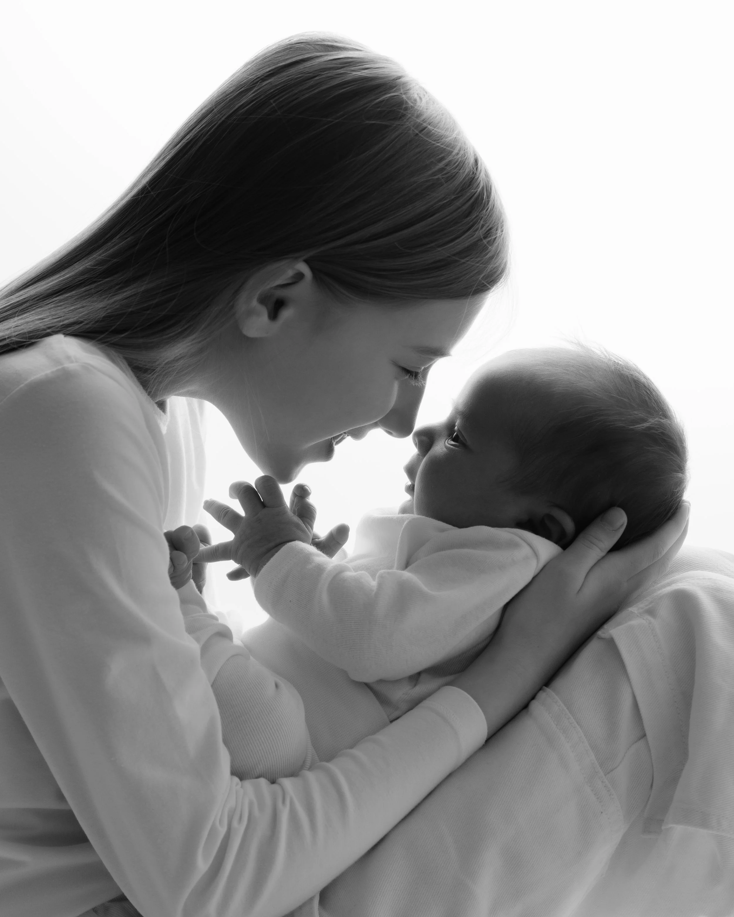 Der perfekte Zeitpunkt für Babybauch- und Neugeborenenfotos