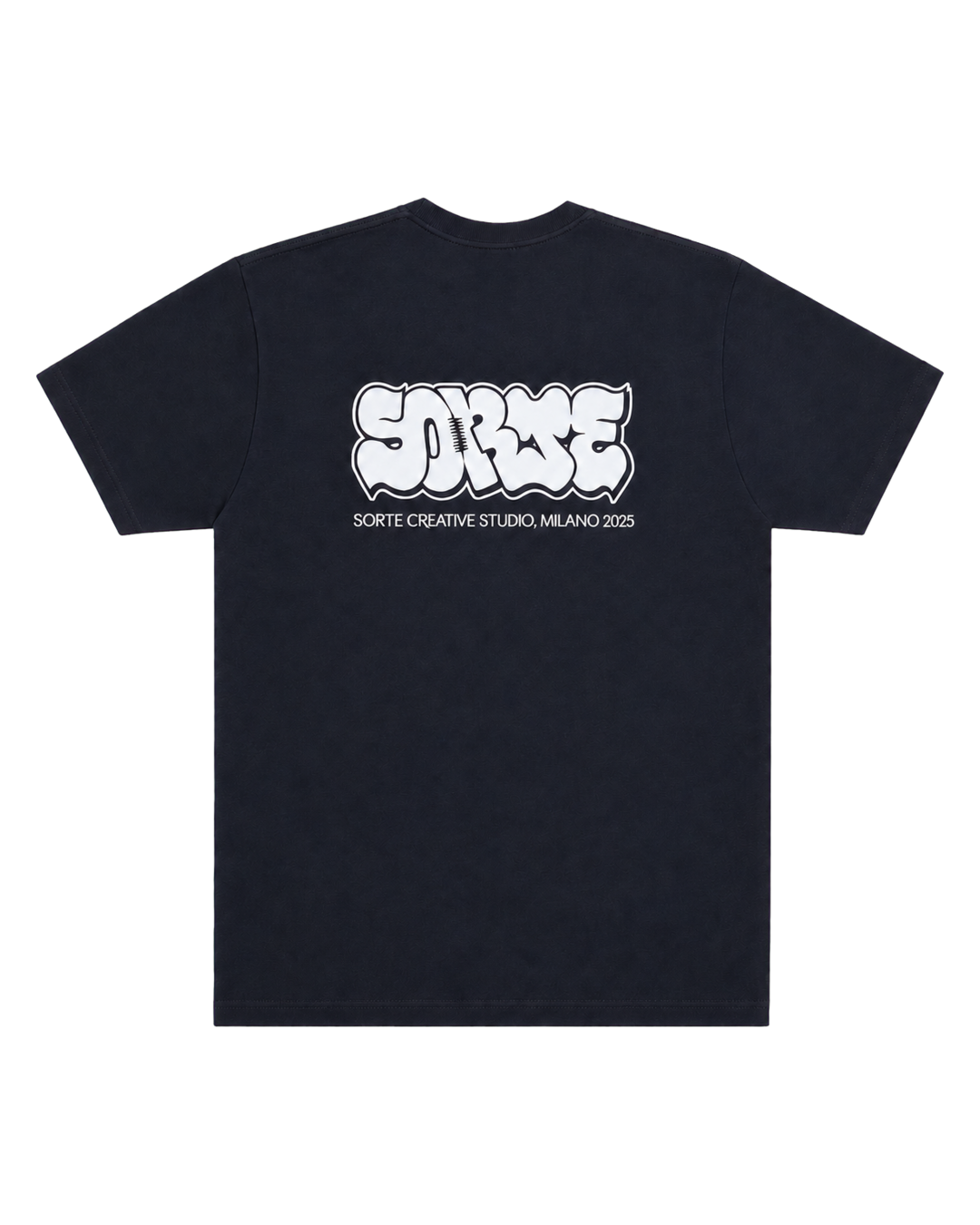 SORTE-MAGLIA-NERA-RETRO-SENZA-PIEGHE-TRASPARENTE-4X5.png