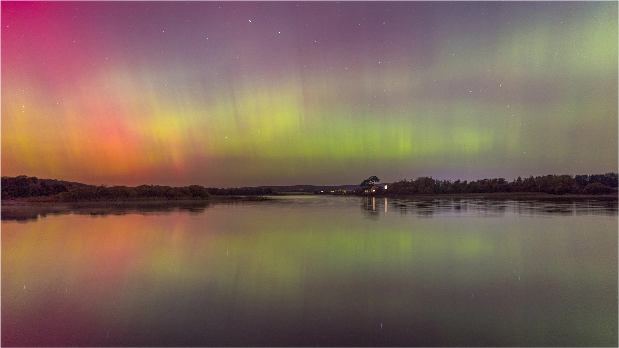 Aurora comes to Lake Inchquin