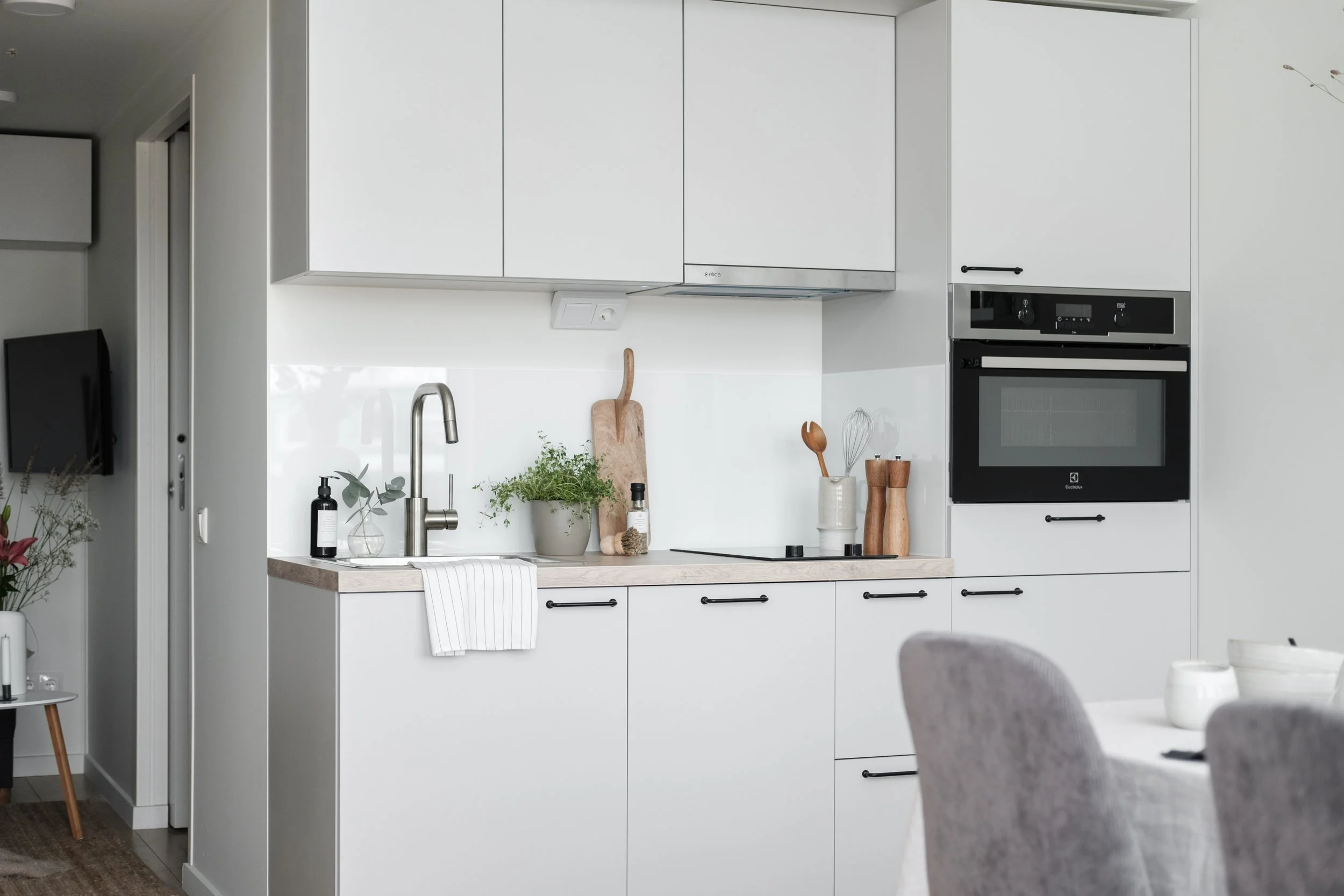 2020-07-16-Waterfront Cabins-2.jpg