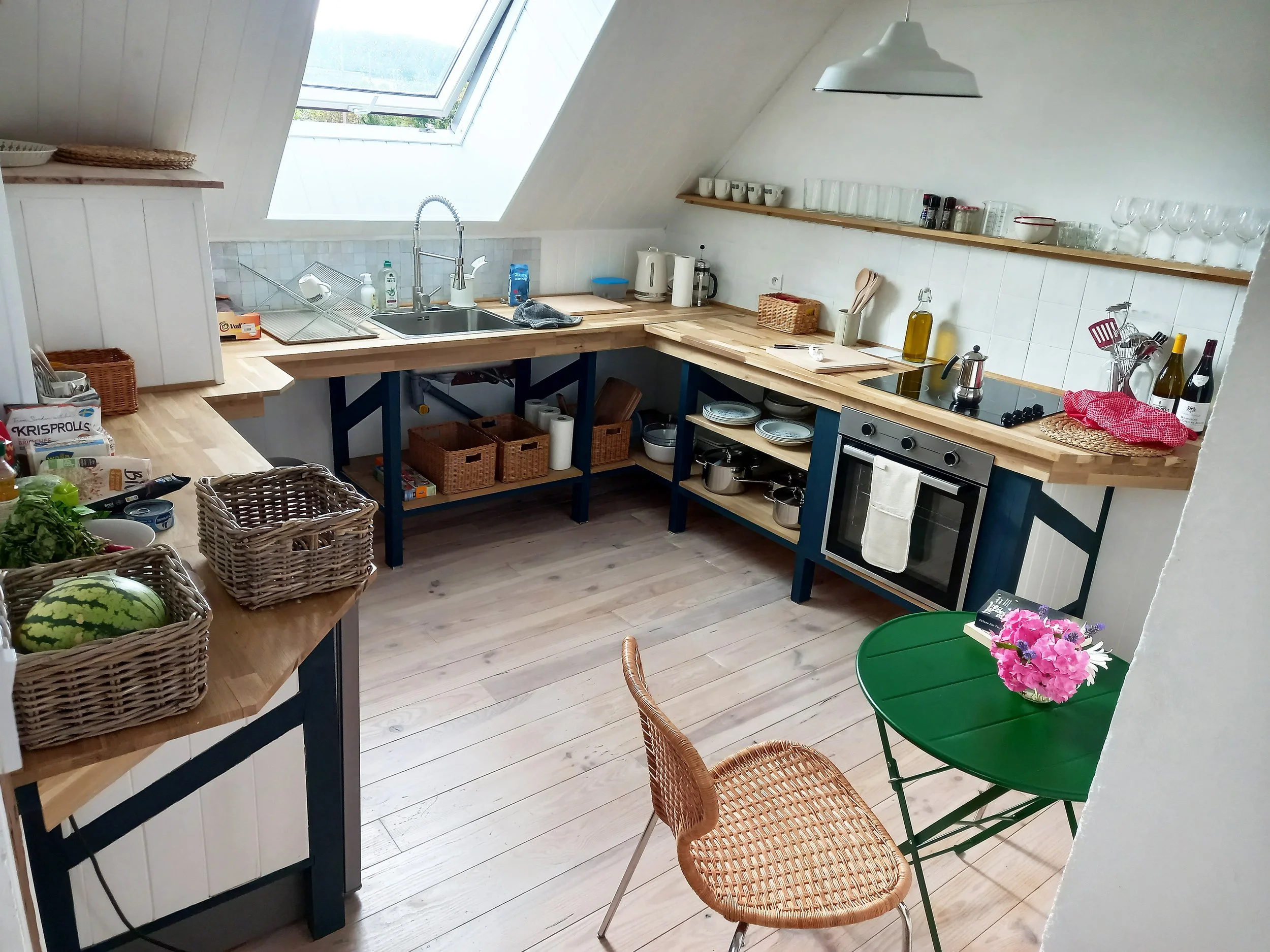 artist kitchen.jpg