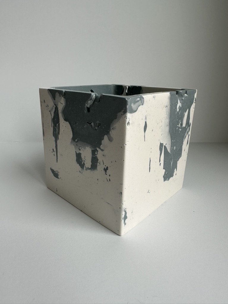 grey drip vessel