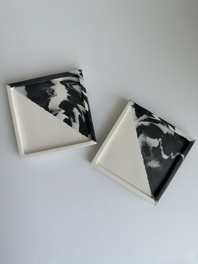 marble true - set of 2
