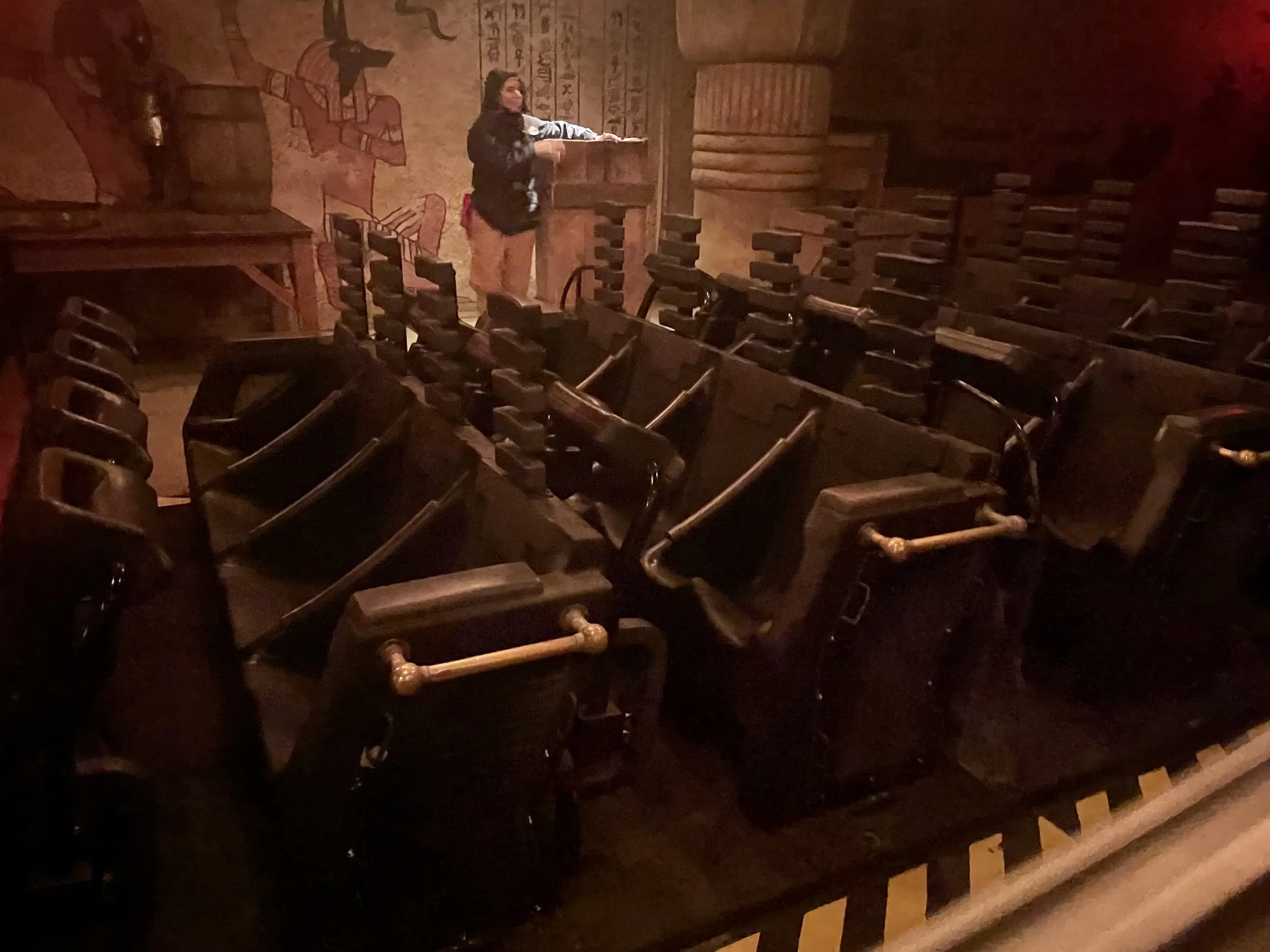 Universal Studios Mummy Ride Revenge Of The Mummyâ„¢ Scoops Golden