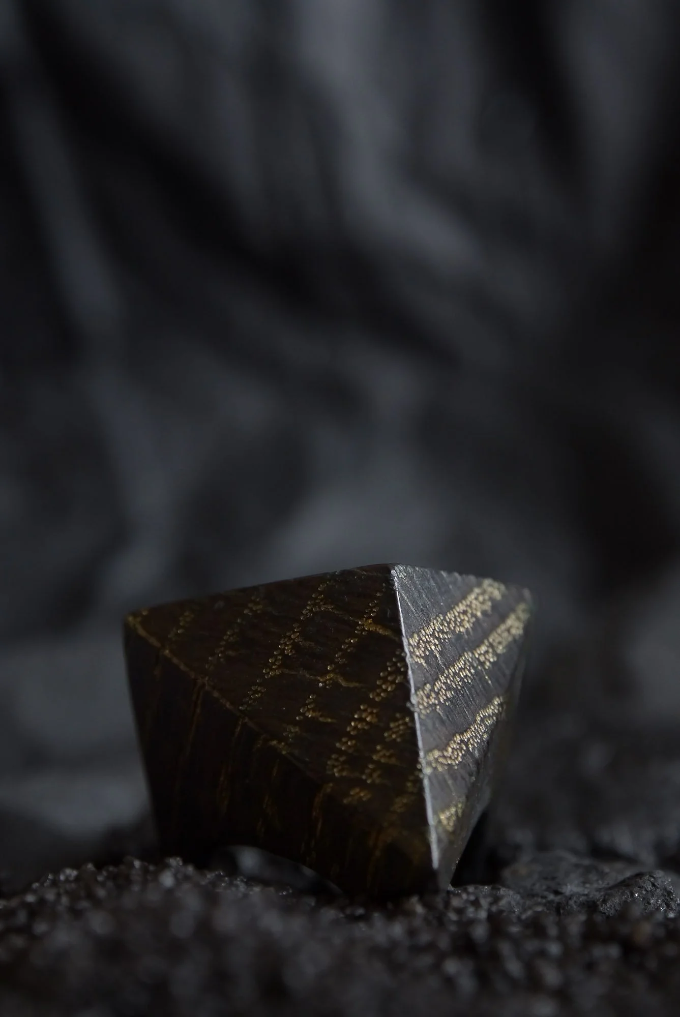 Temple Ring, Tetrahedron, Bog Oak, Gilding Wax