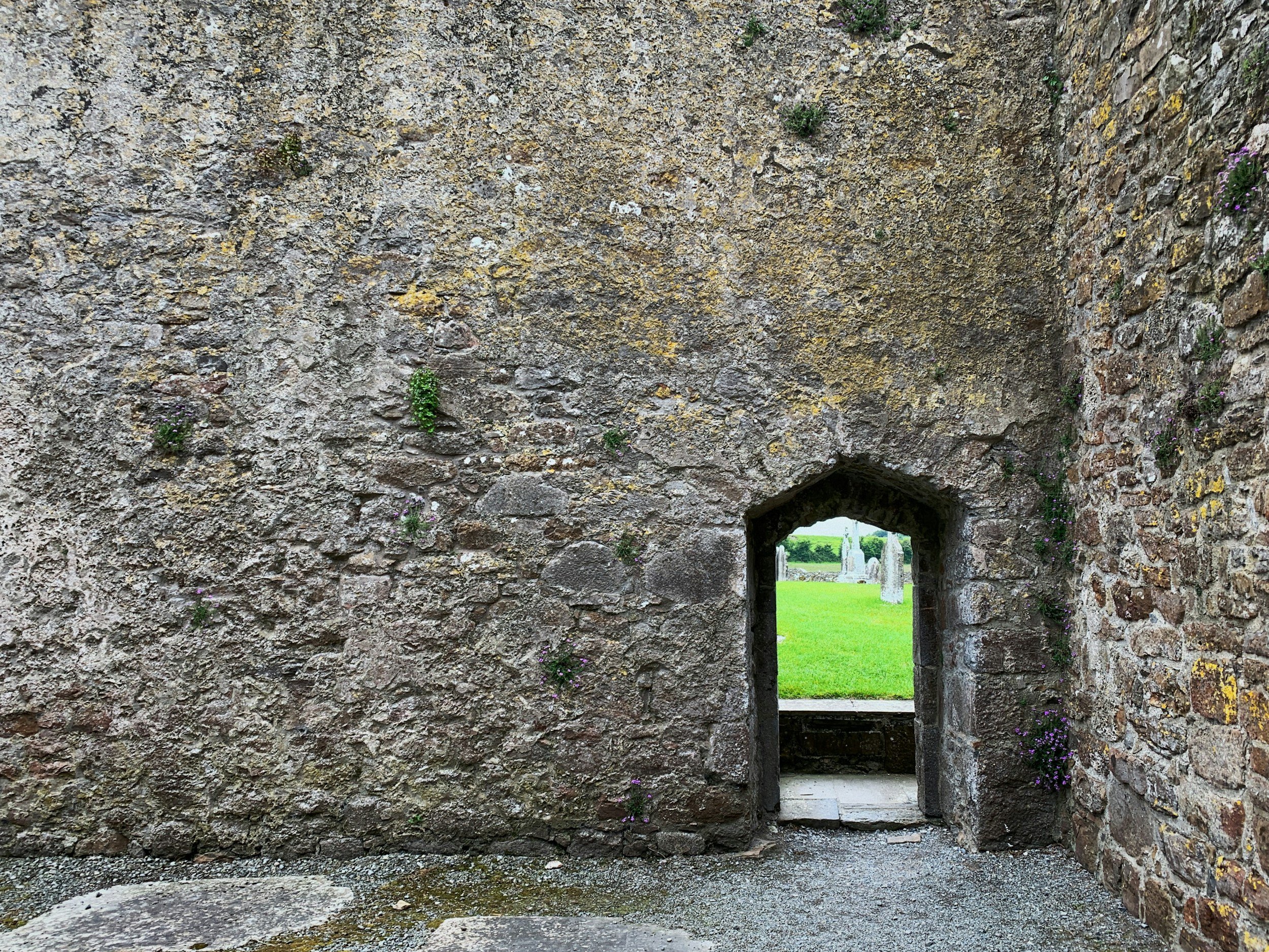 Thin Places und Resonanzfelder: Wo die Welt leiser wird