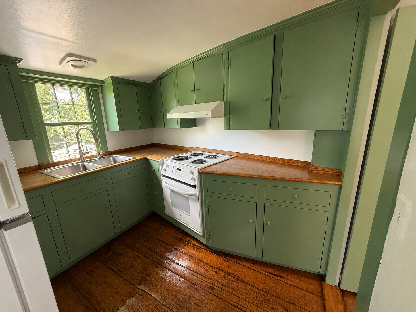 Newport for Lease
