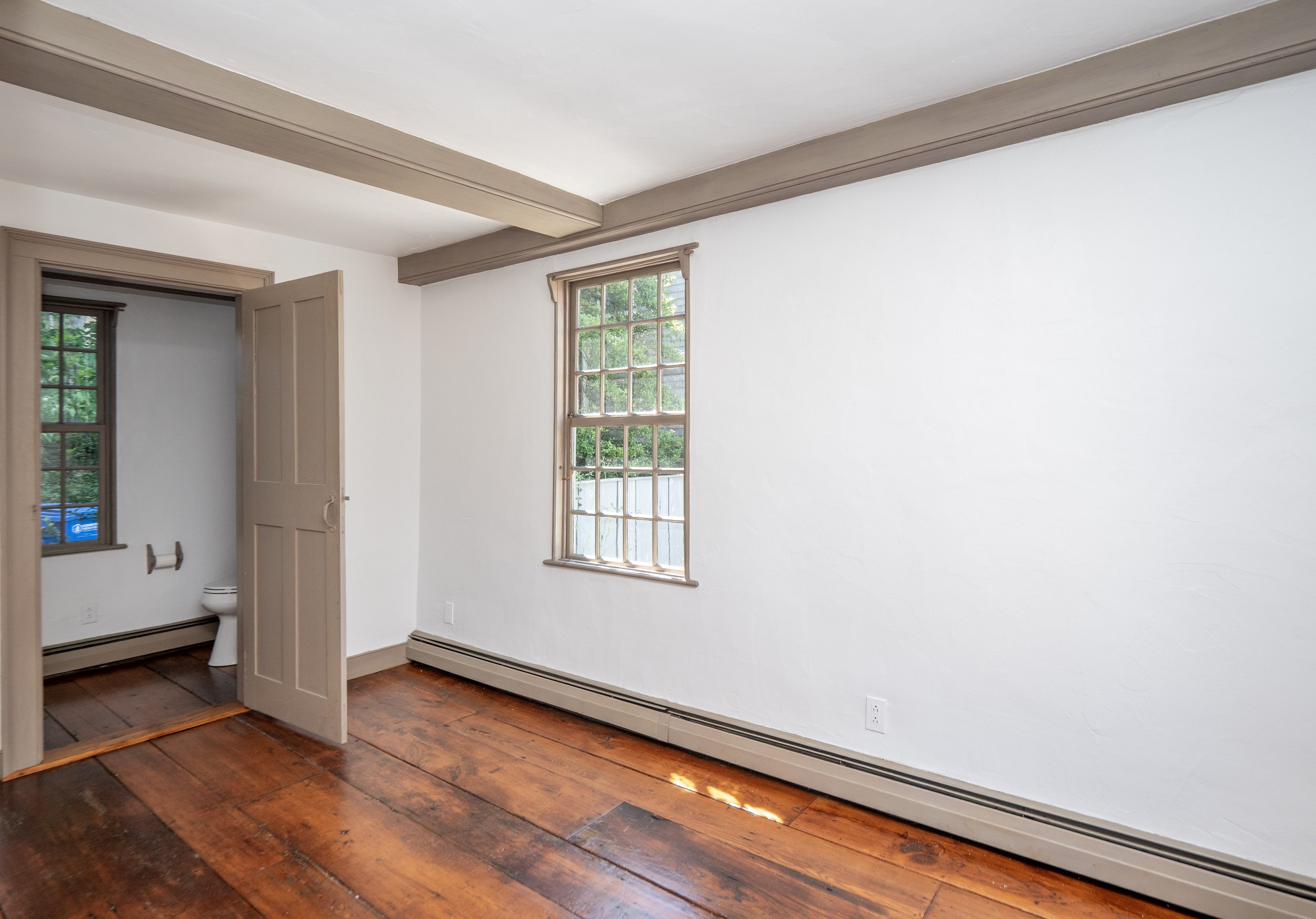 Newport for Lease