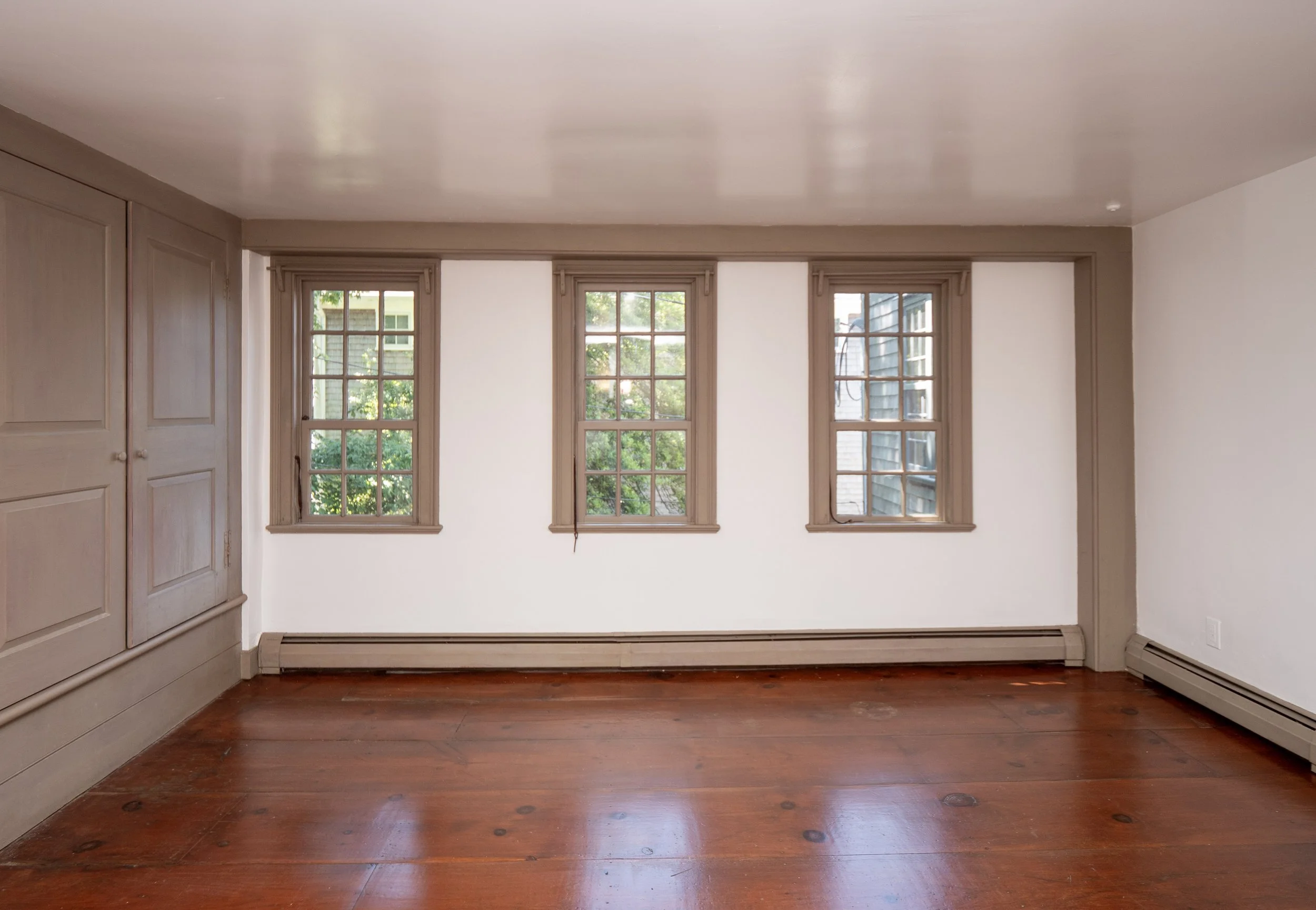 Newport for Lease
