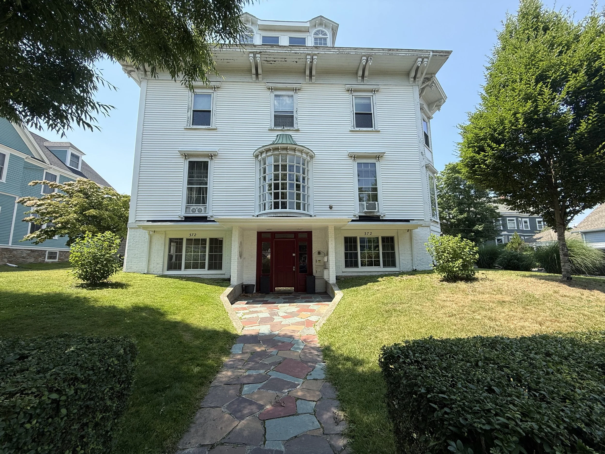 372 Broadway