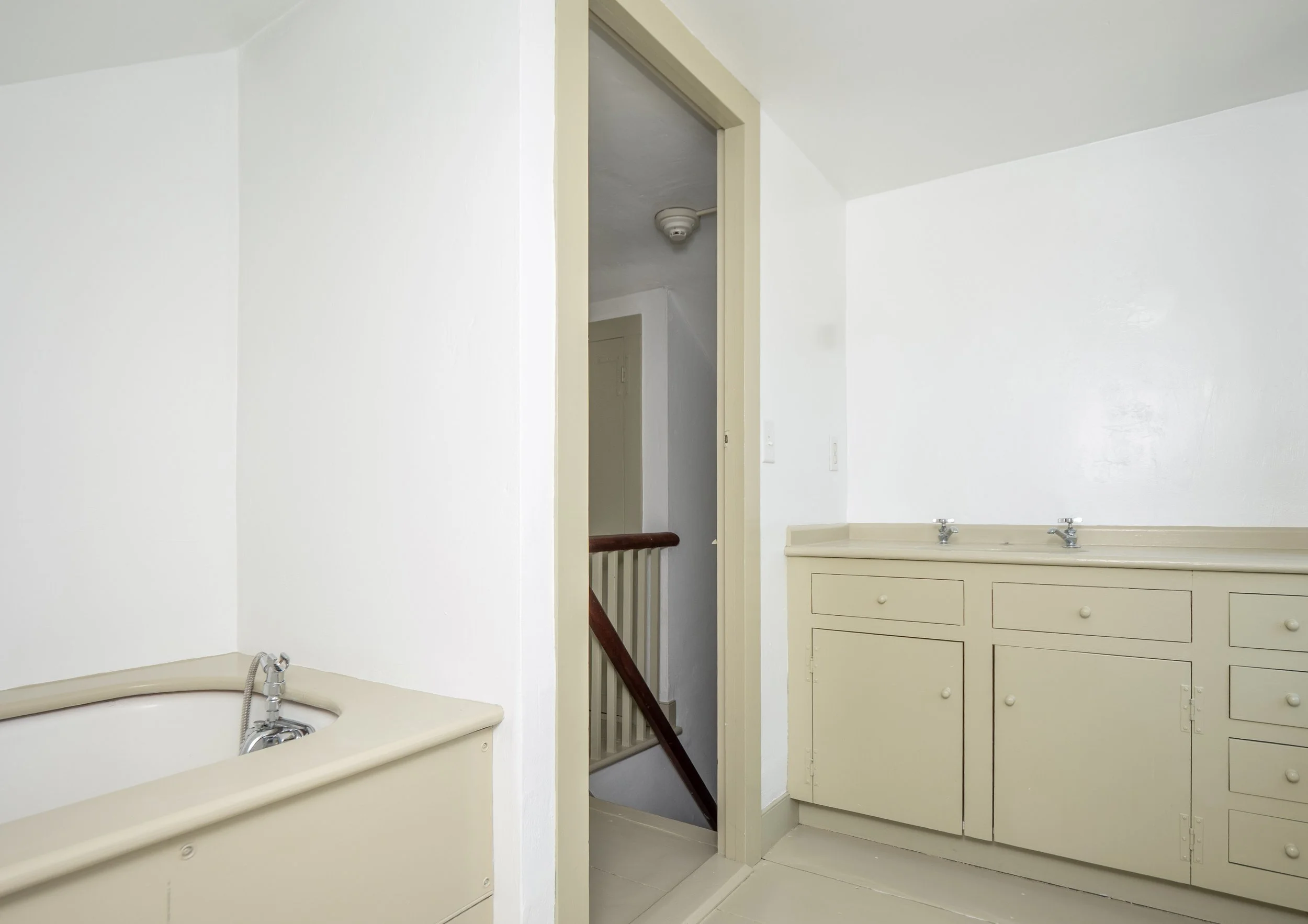 Newport for Lease