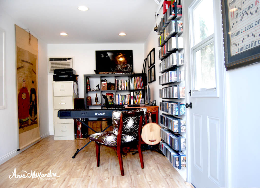 520d8c934c4f5179-studioclean.png