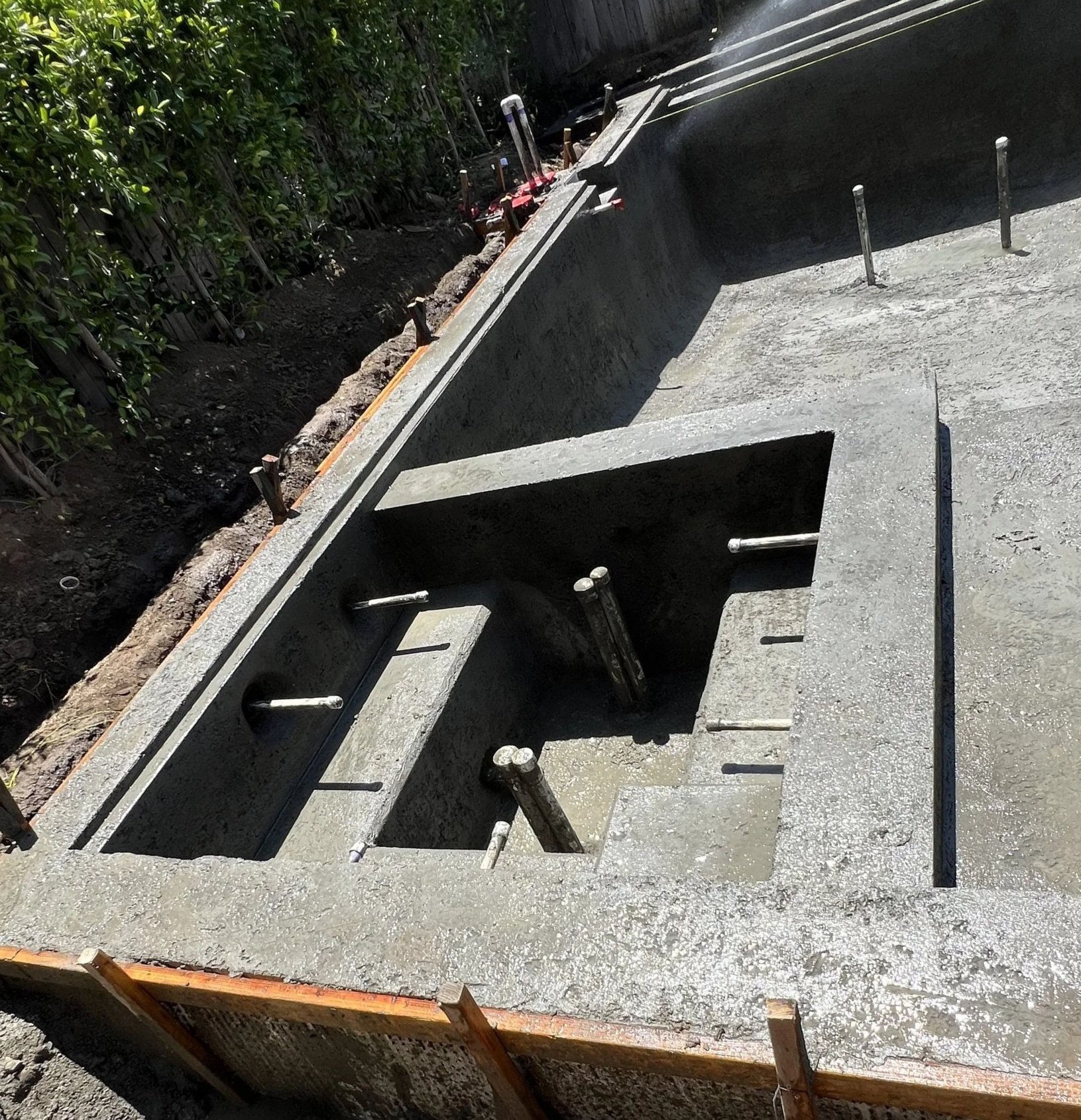 square pool and spa
