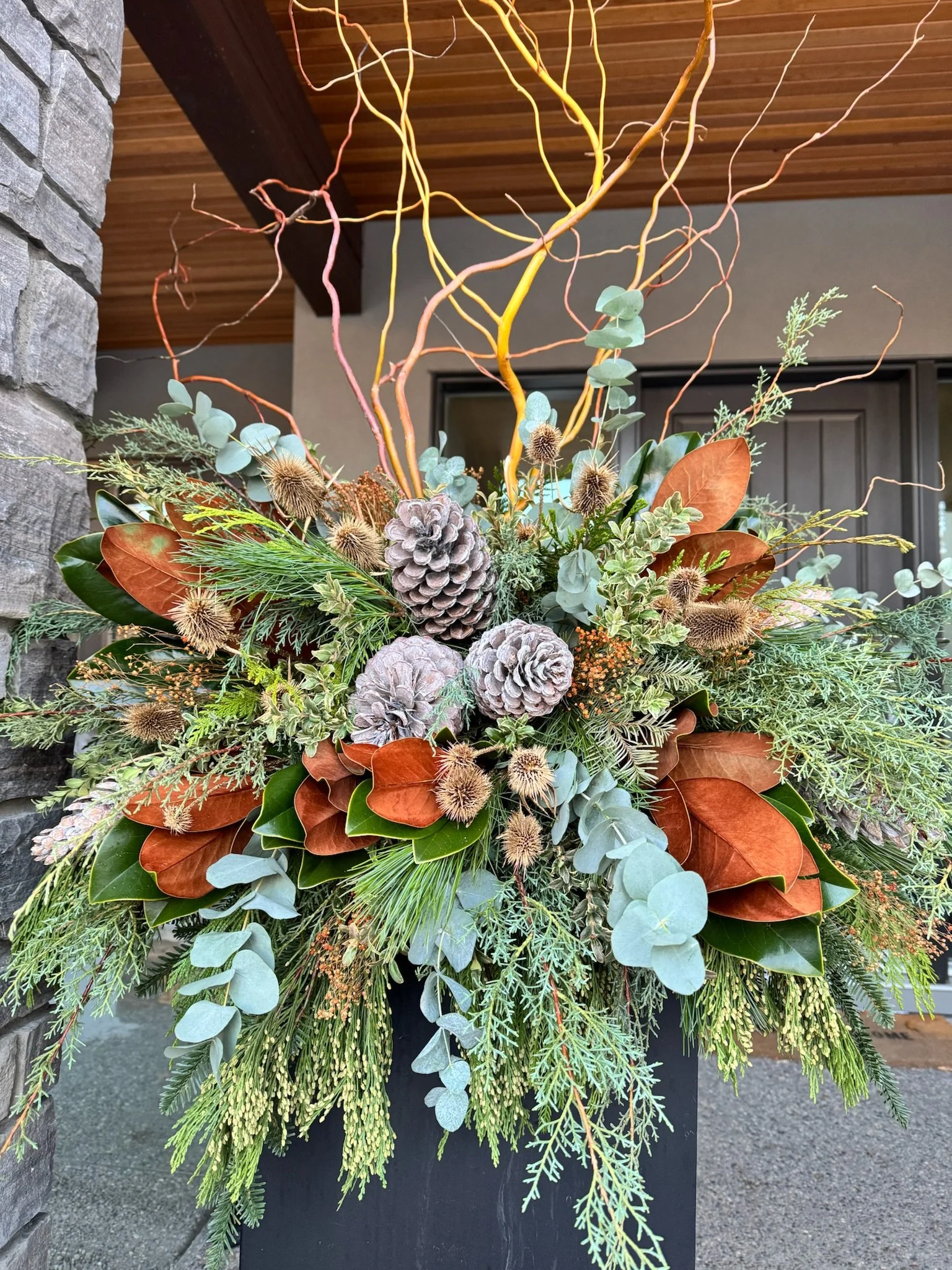 custom-winter-planters-calgary-1103a.JPG