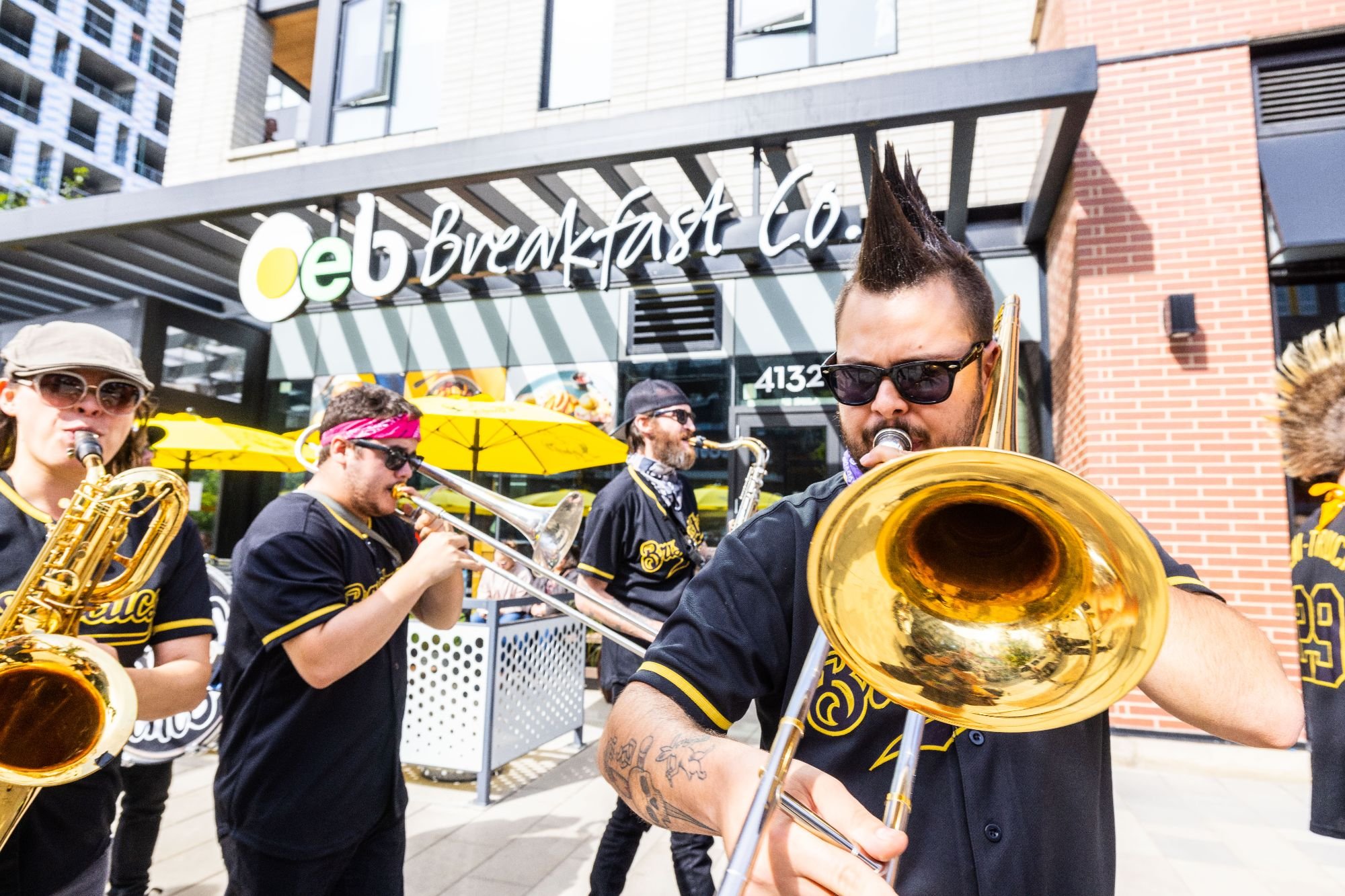 jpeg-optimizer_University District Block Party 2022 NZ-2612.jpg